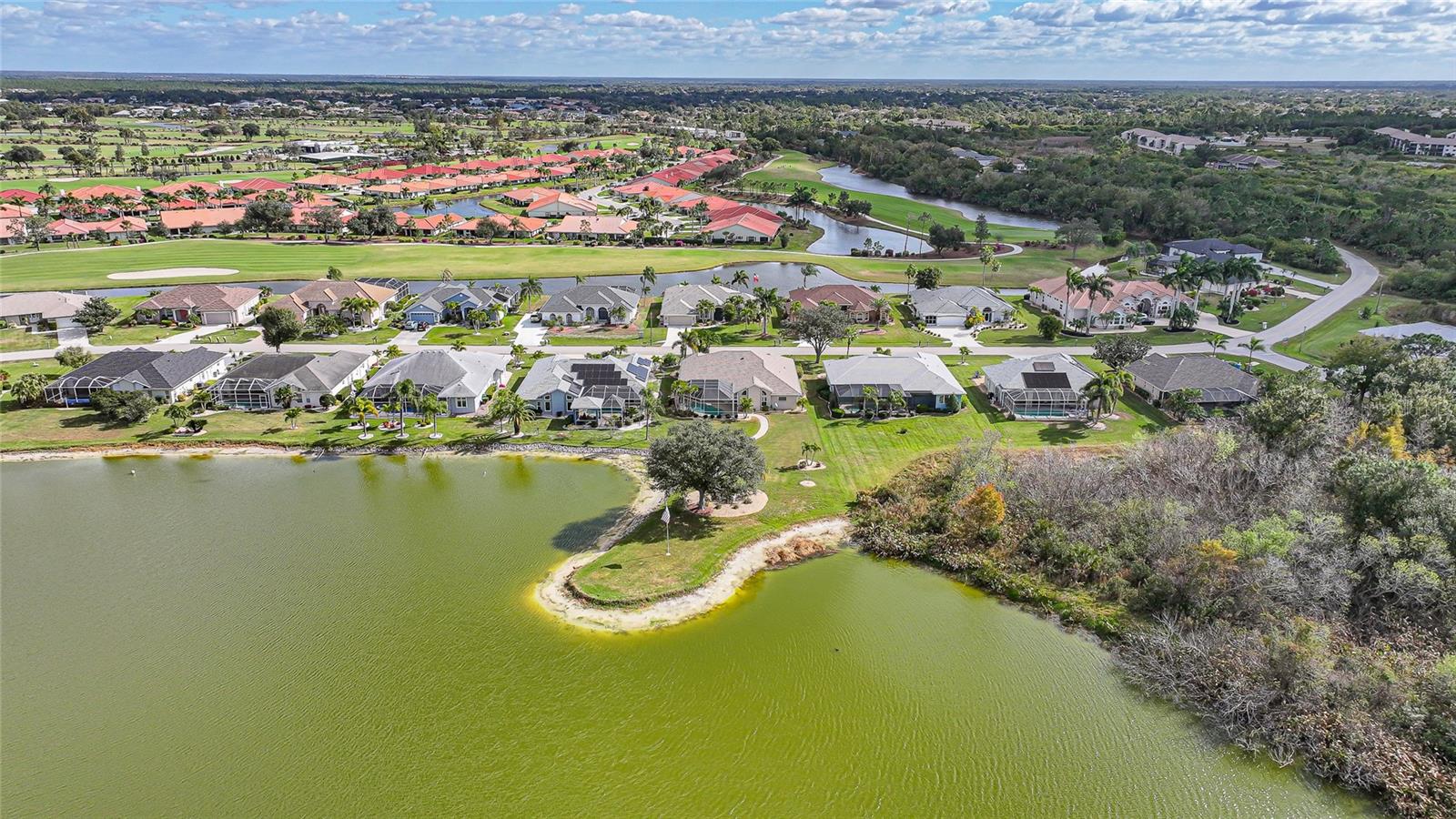 LAKE PEMBROKE FIRST ADD - Residential