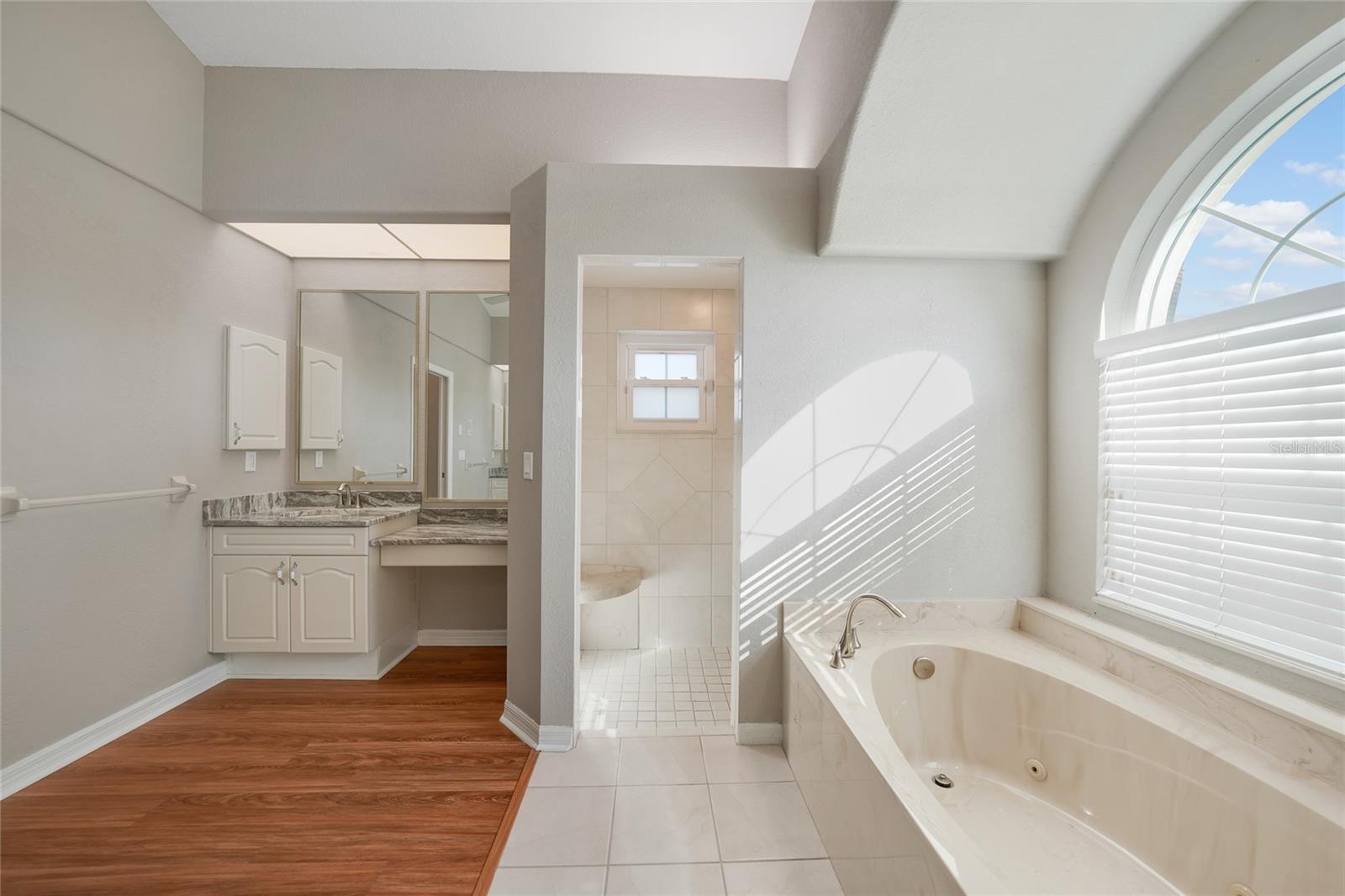 LAKE PEMBROKE FIRST ADD - Residential