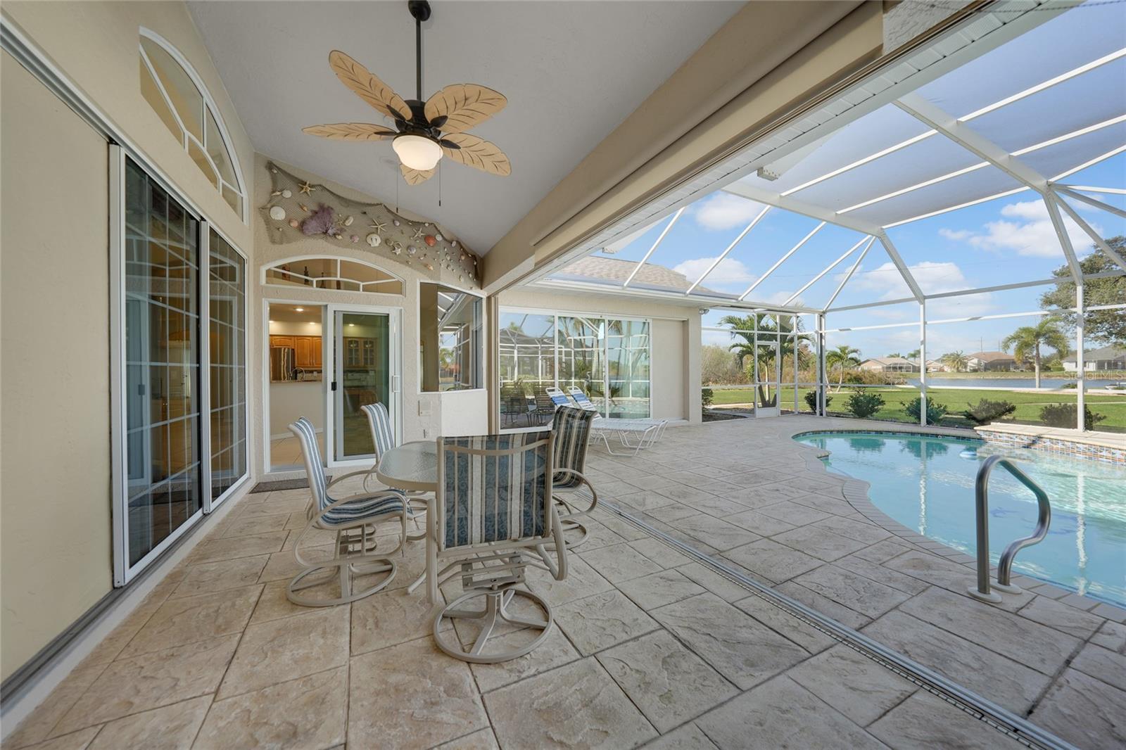 LAKE PEMBROKE FIRST ADD - Residential