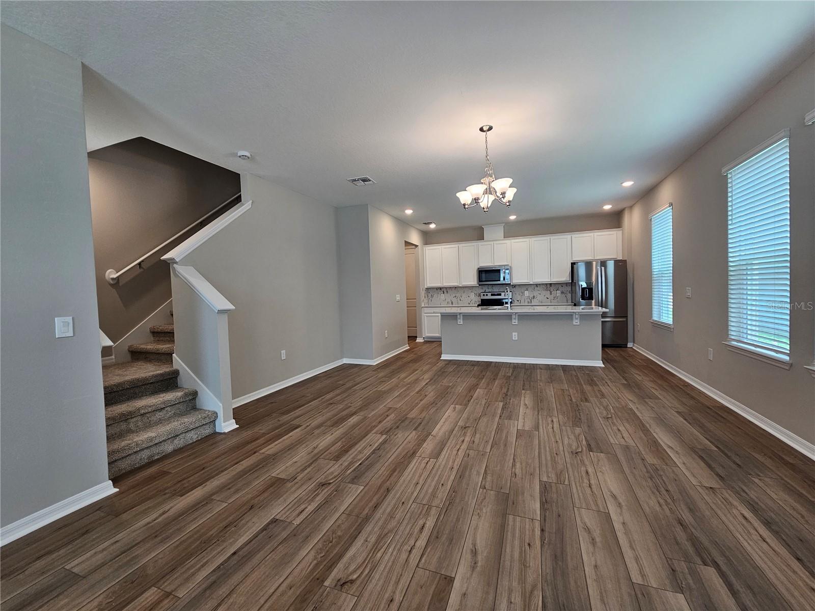 HIGHLAND RDG PH 2 - Residential Lease