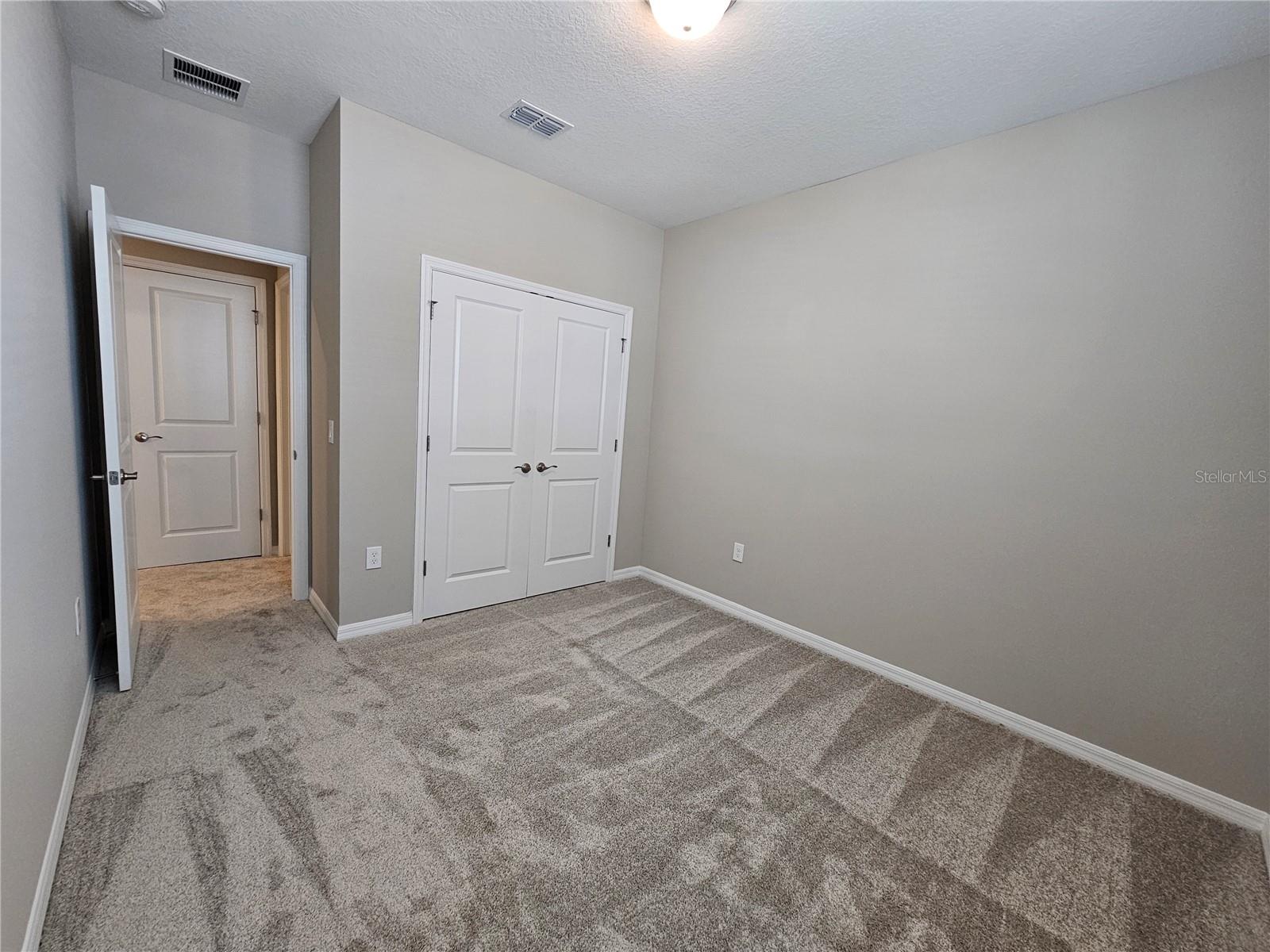 HIGHLAND RDG PH 2 - Residential Lease