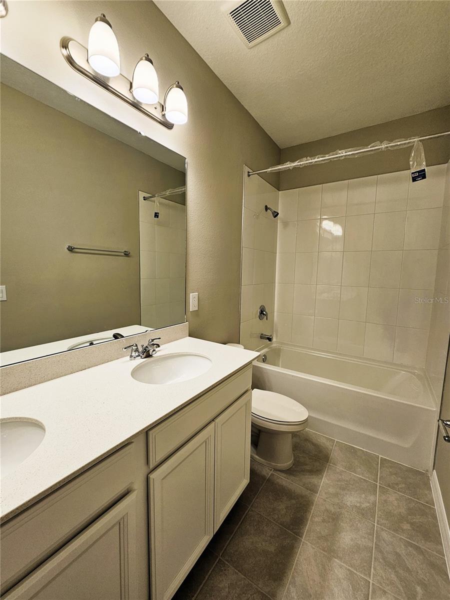 HIGHLAND RDG PH 2 - Residential Lease