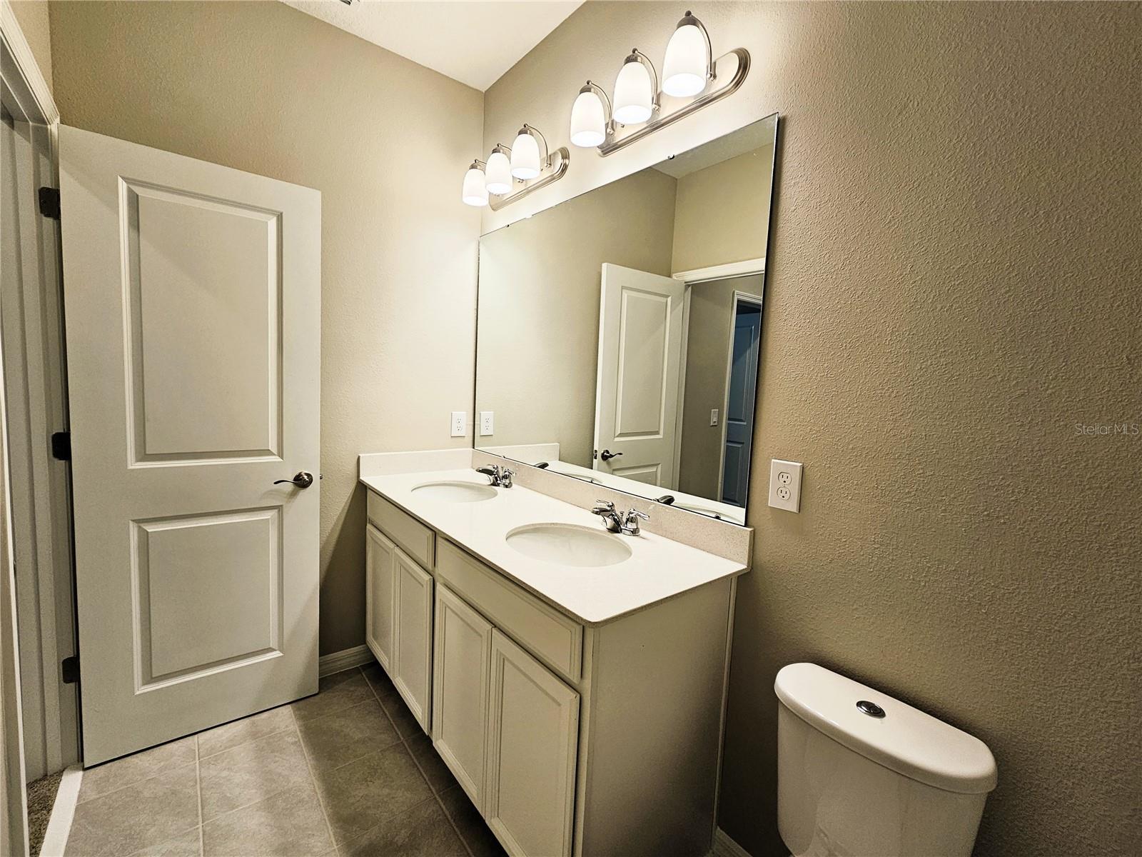 HIGHLAND RDG PH 2 - Residential Lease