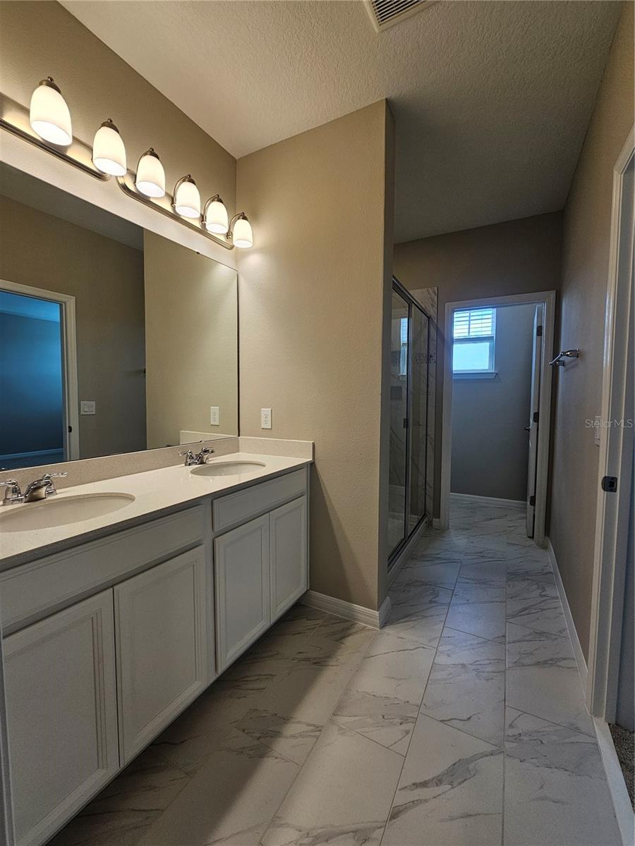 HIGHLAND RDG PH 2 - Residential Lease