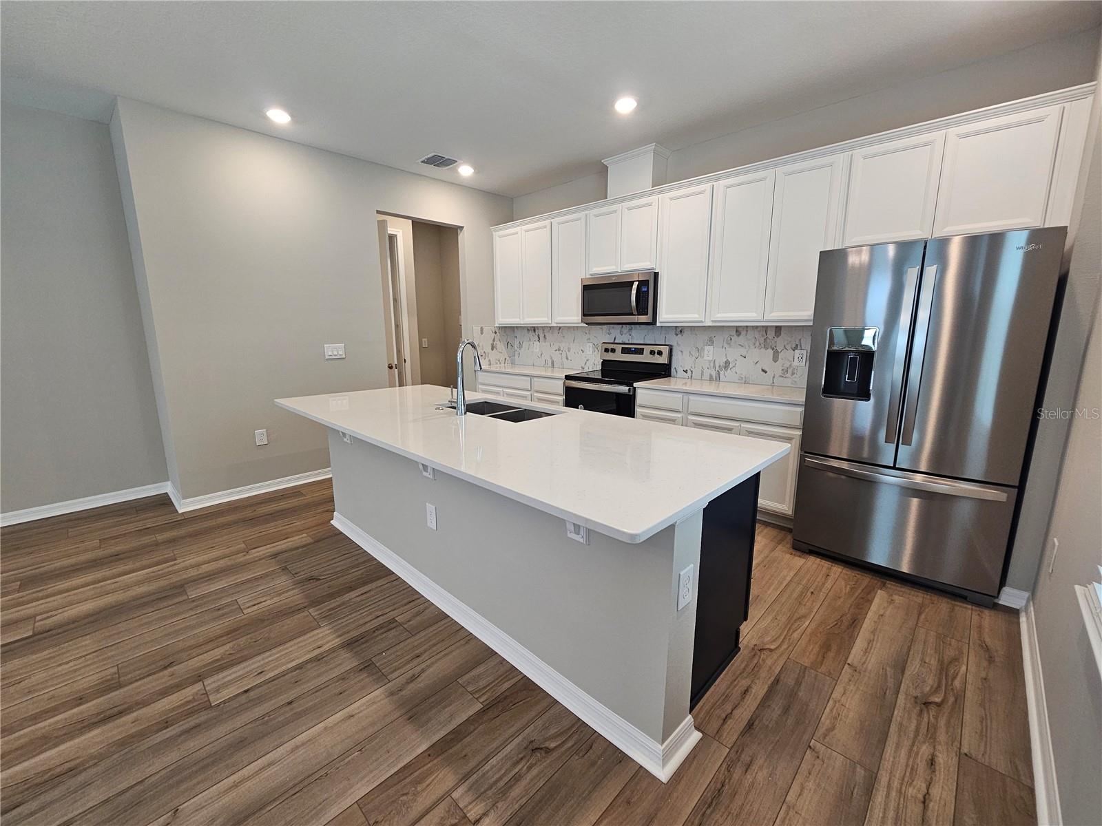 HIGHLAND RDG PH 2 - Residential Lease