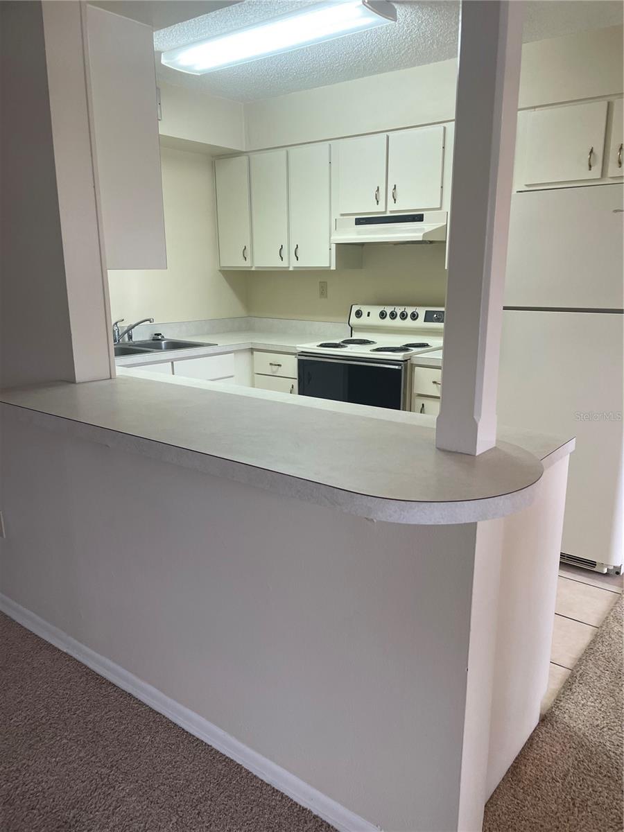 PINELOCH LAKE APTS - Residential