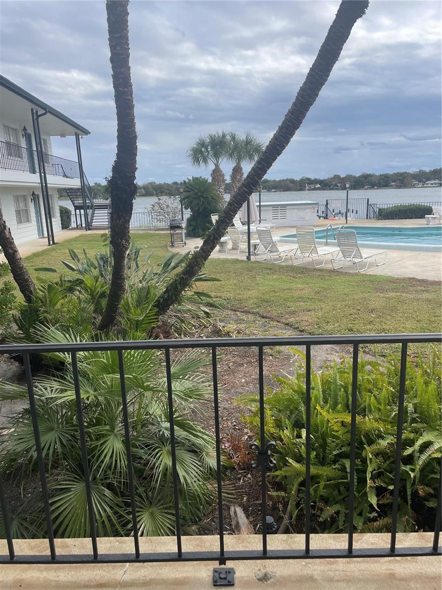 PINELOCH LAKE APTS - Residential