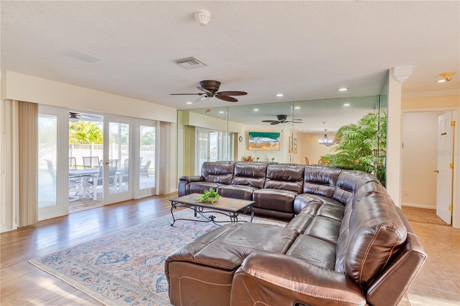 BELLE ISLE - Residential