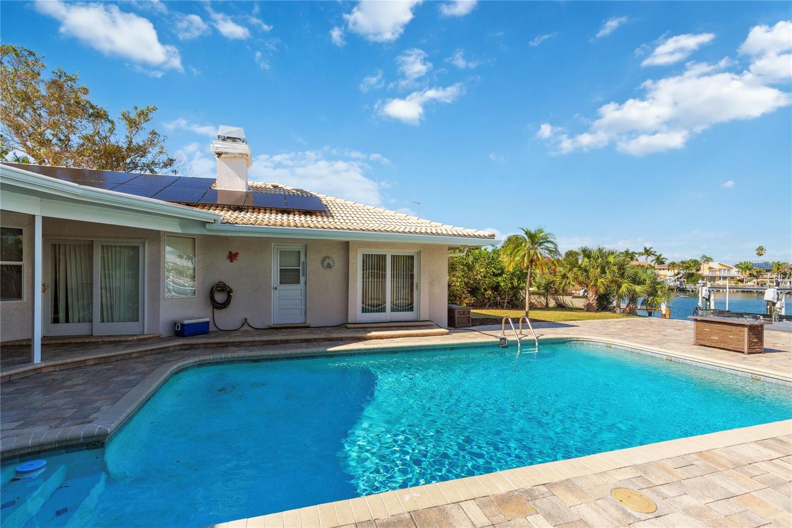 BELLE ISLE - Residential