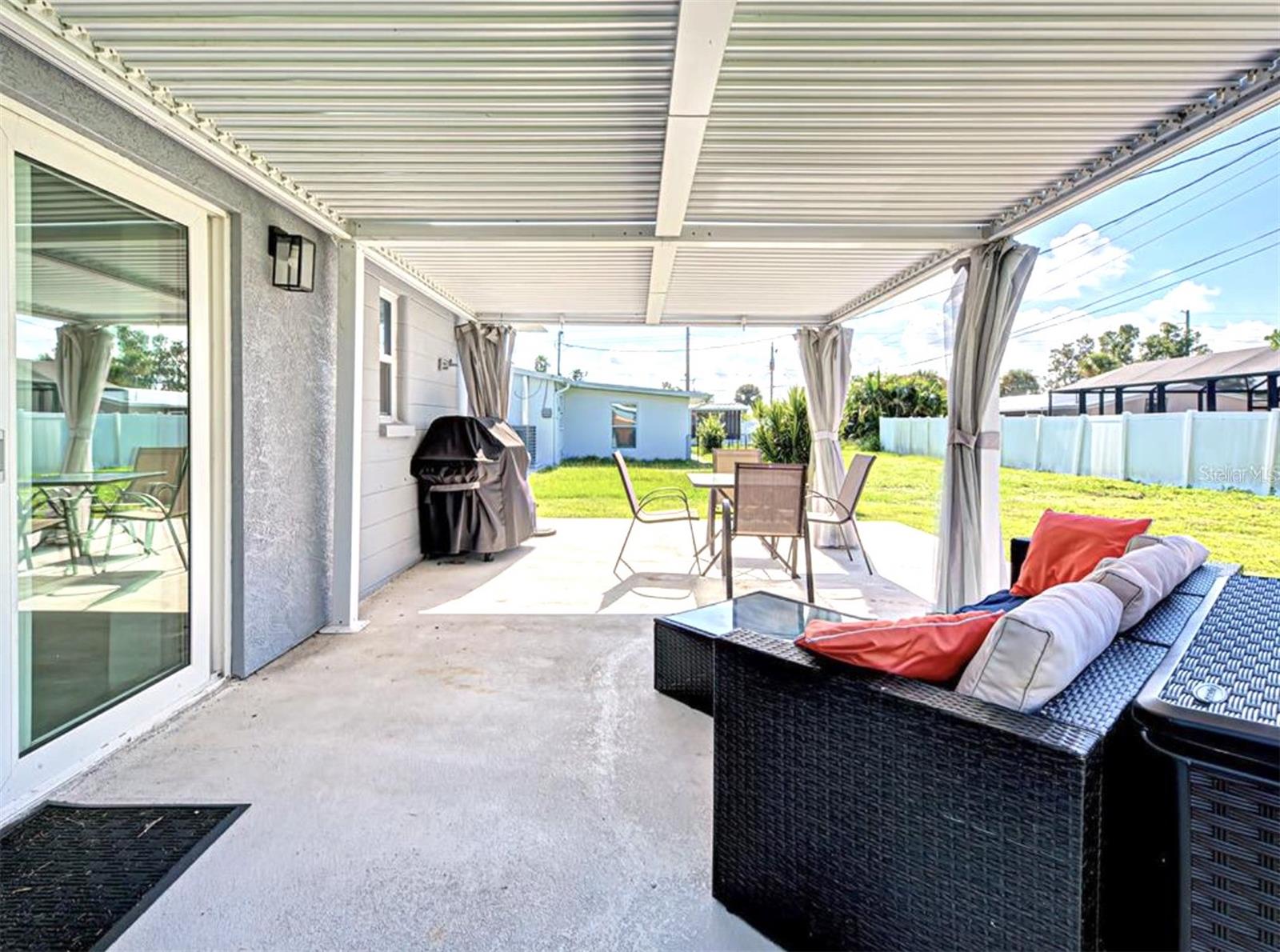 VENICE GARDENS - Residential