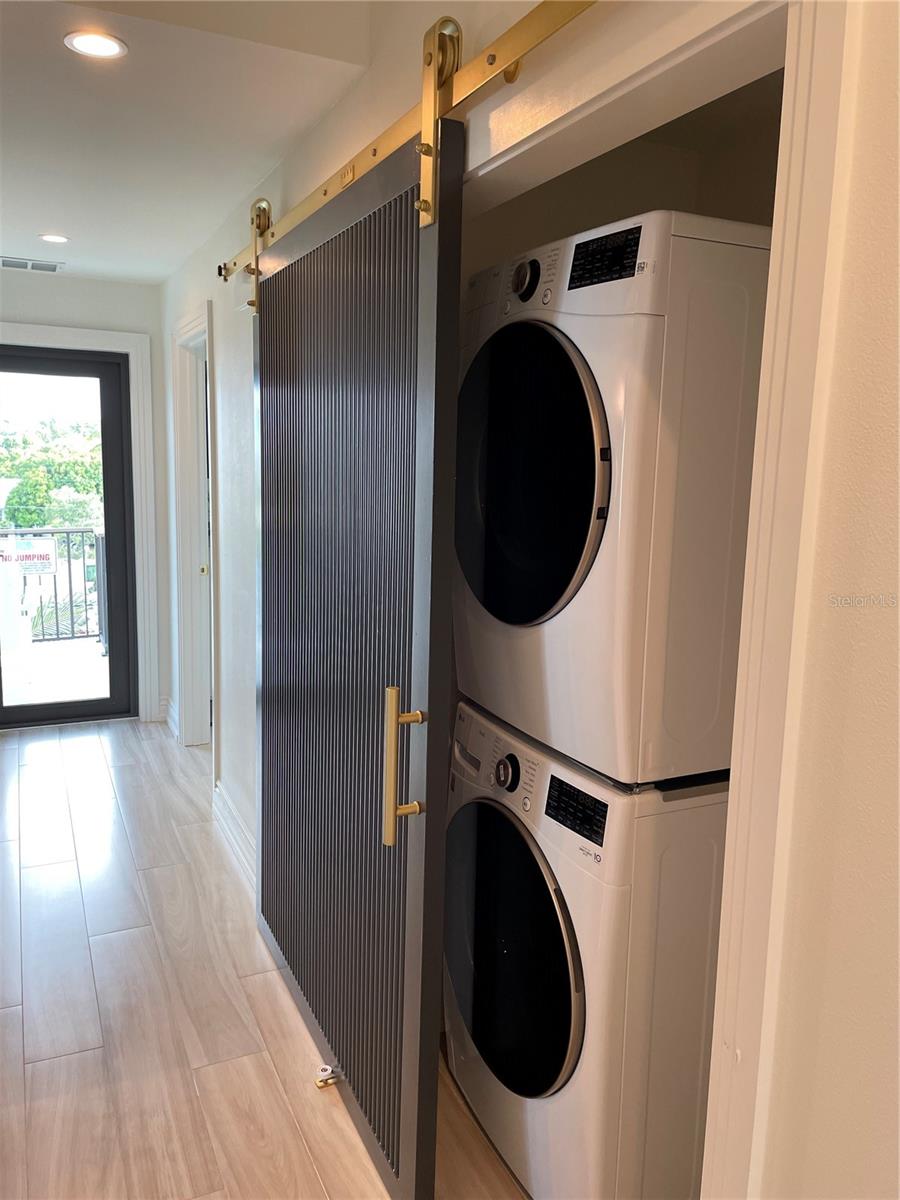 LIDO BEACH DIV B - Residential