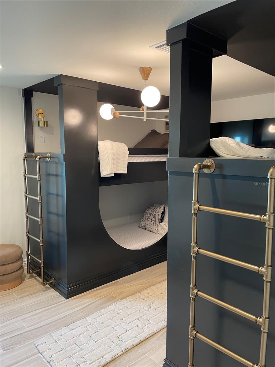 LIDO BEACH DIV B - Residential