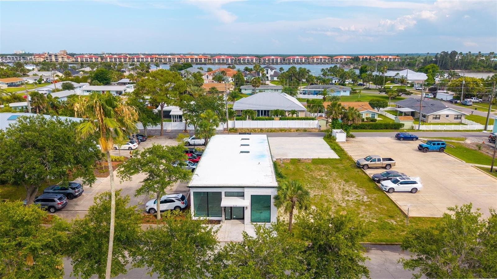 BUENA VISTA SHORES - Commercial Sale