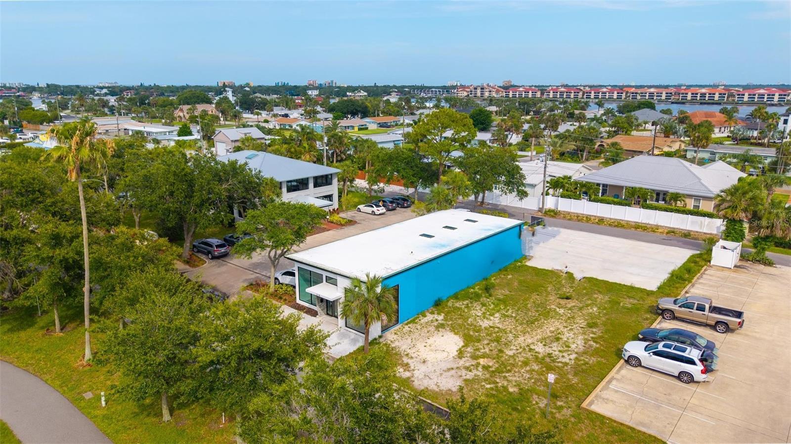 BUENA VISTA SHORES - Commercial Sale