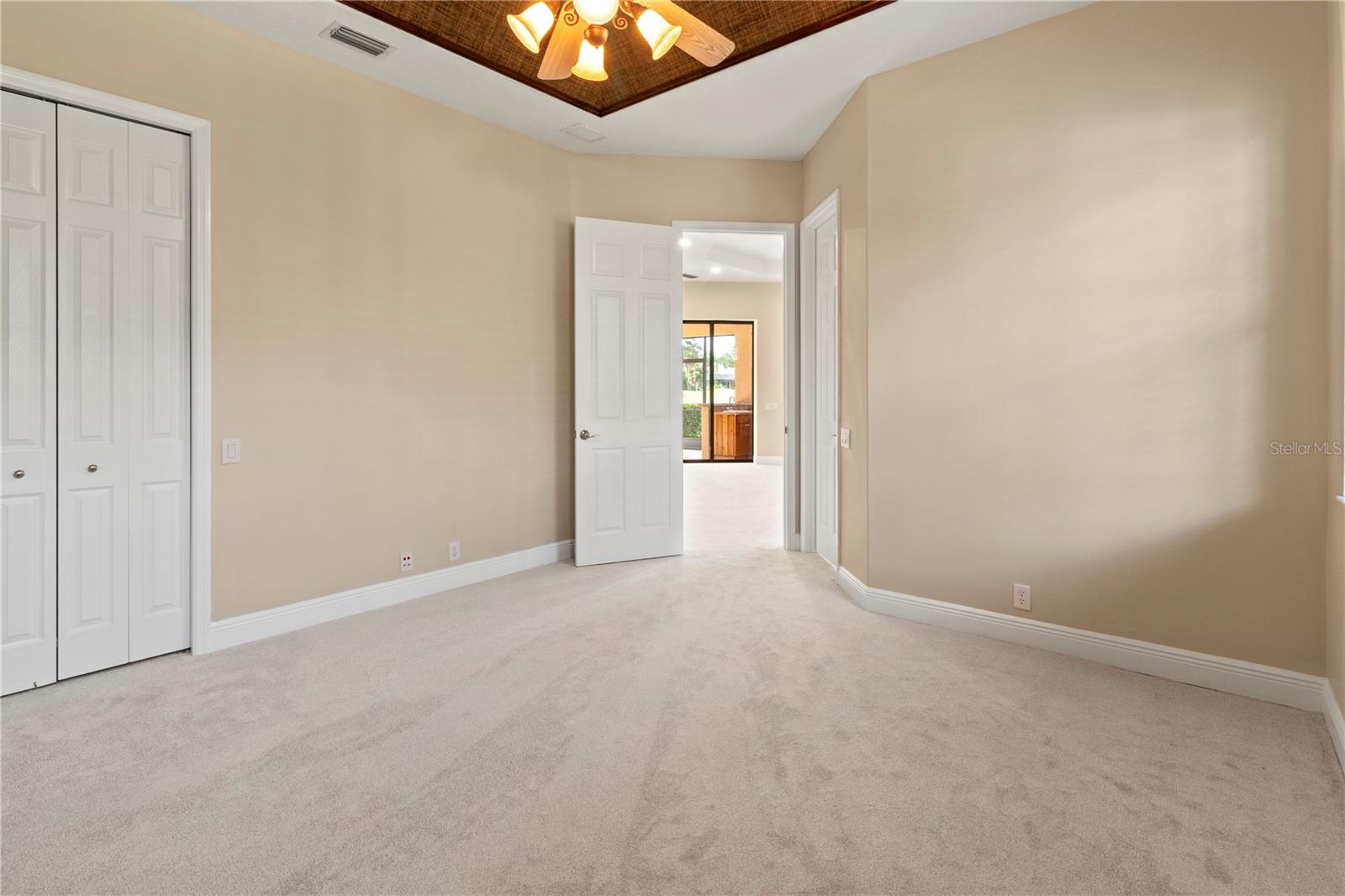 LAKEWOOD RANCH COUNTRY CLUB VILLAGE V&W - Residential Lease