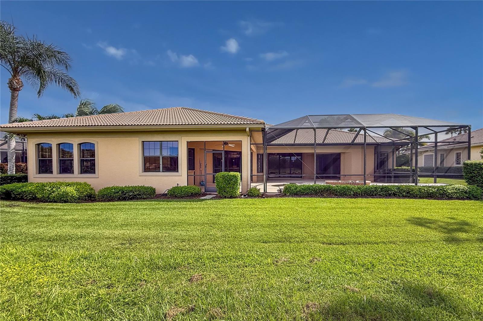 LAKEWOOD RANCH COUNTRY CLUB VILLAGE V&W - Residential Lease