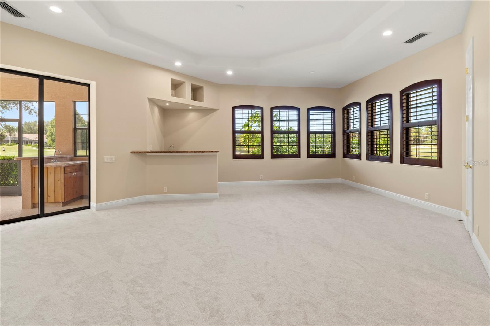 LAKEWOOD RANCH COUNTRY CLUB VILLAGE V&W - Residential Lease