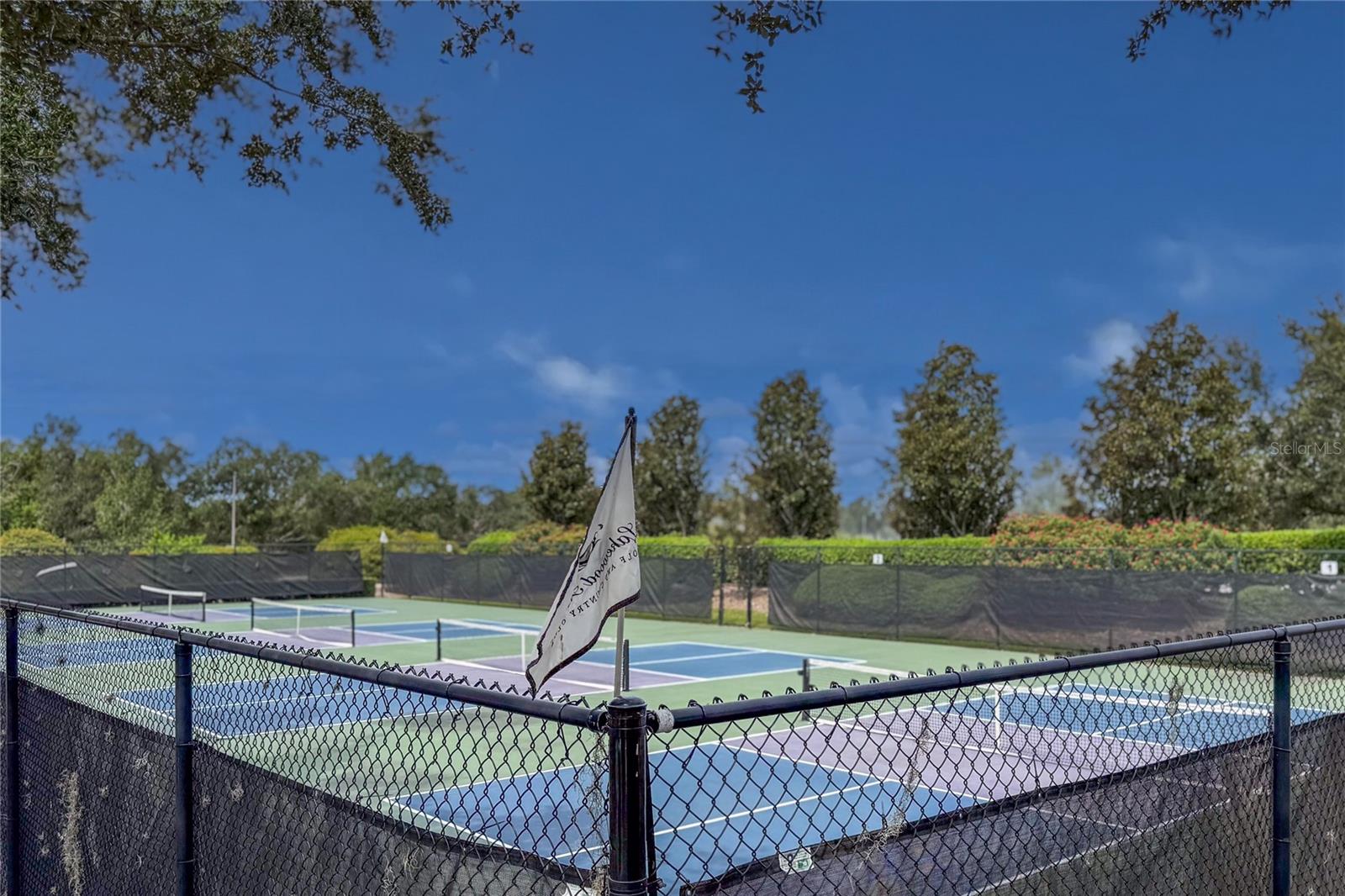 LAKEWOOD RANCH COUNTRY CLUB VILLAGE V&W - Residential Lease