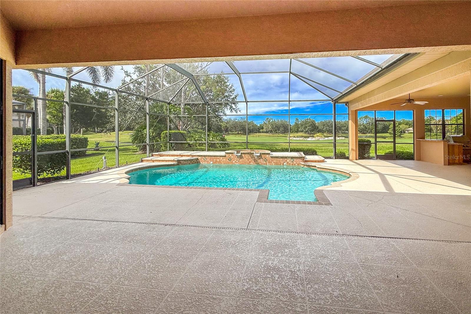 LAKEWOOD RANCH COUNTRY CLUB VILLAGE V&W - Residential Lease