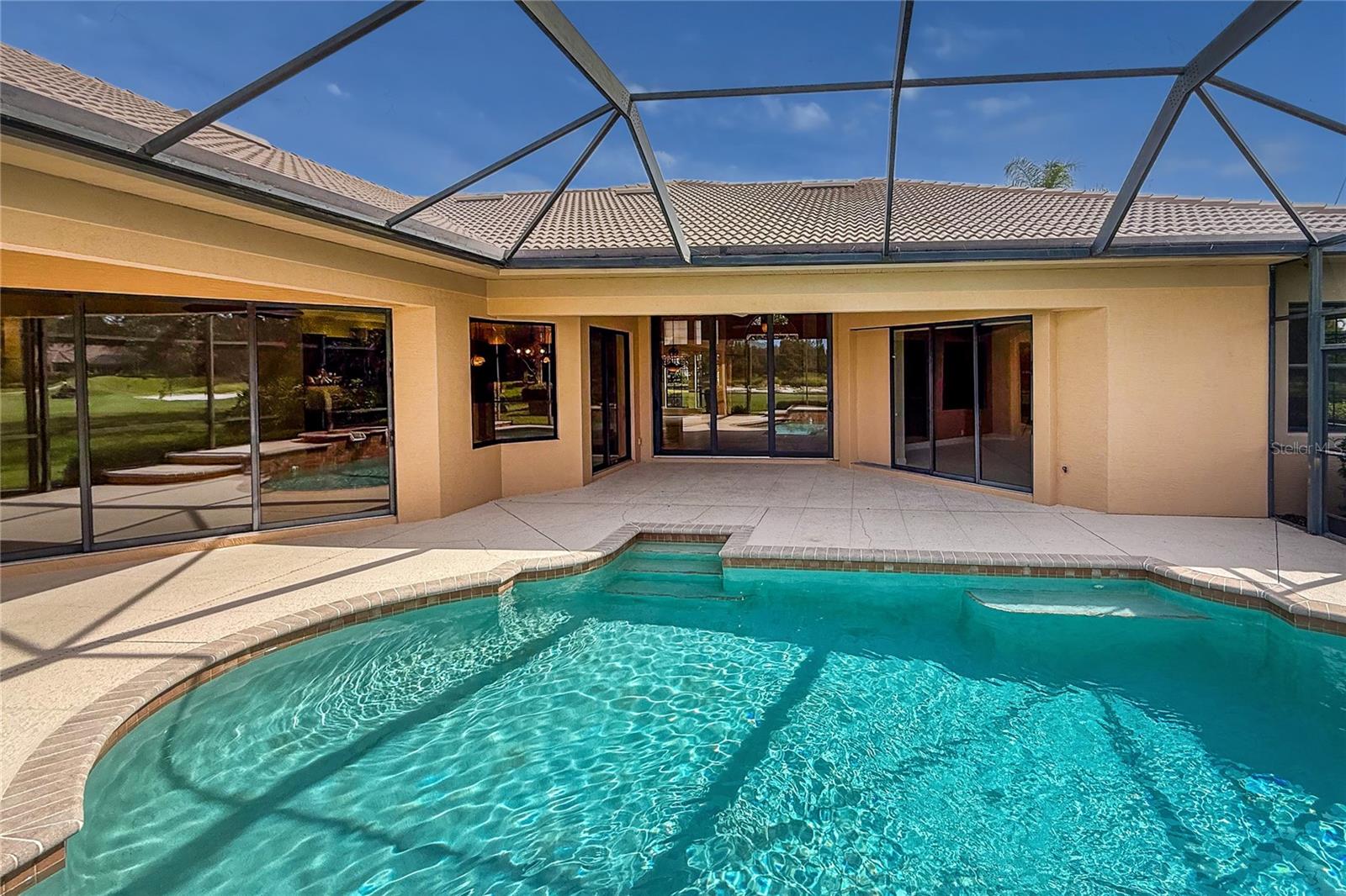 LAKEWOOD RANCH COUNTRY CLUB VILLAGE V&W - Residential Lease