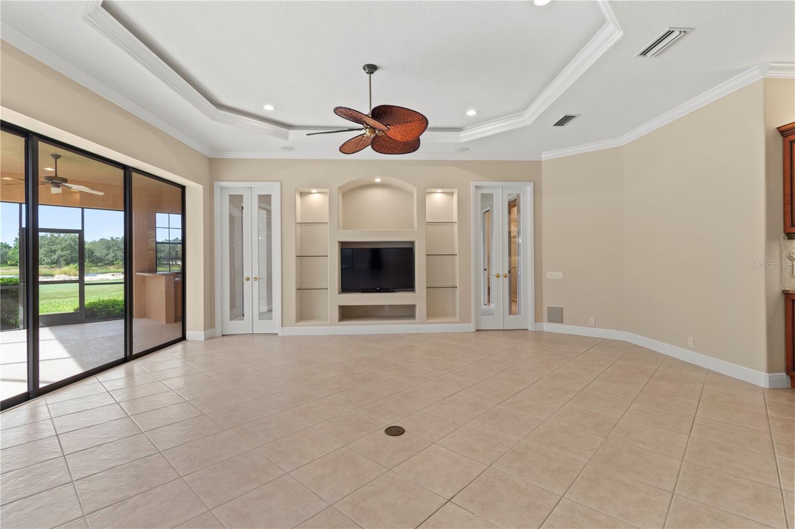 LAKEWOOD RANCH COUNTRY CLUB VILLAGE V&W - Residential Lease