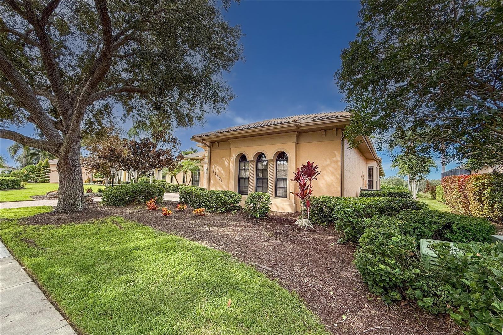 LAKEWOOD RANCH COUNTRY CLUB VILLAGE V&W - Residential Lease