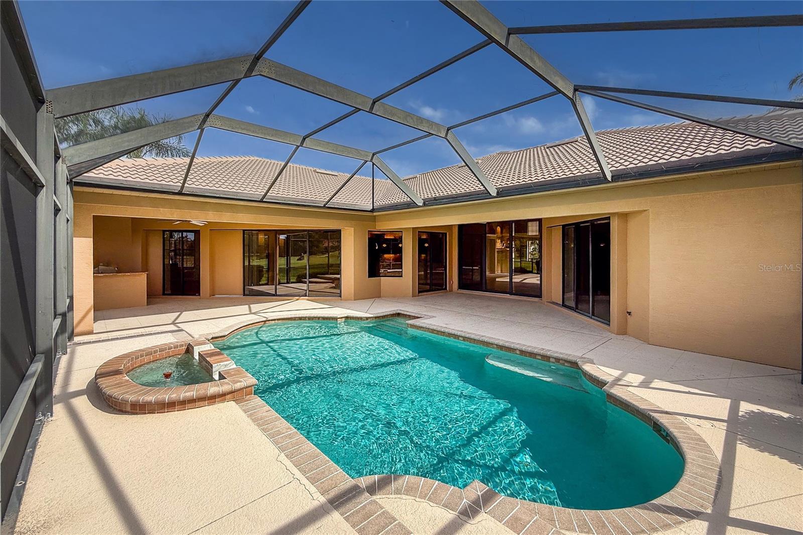 LAKEWOOD RANCH COUNTRY CLUB VILLAGE V&W - Residential Lease