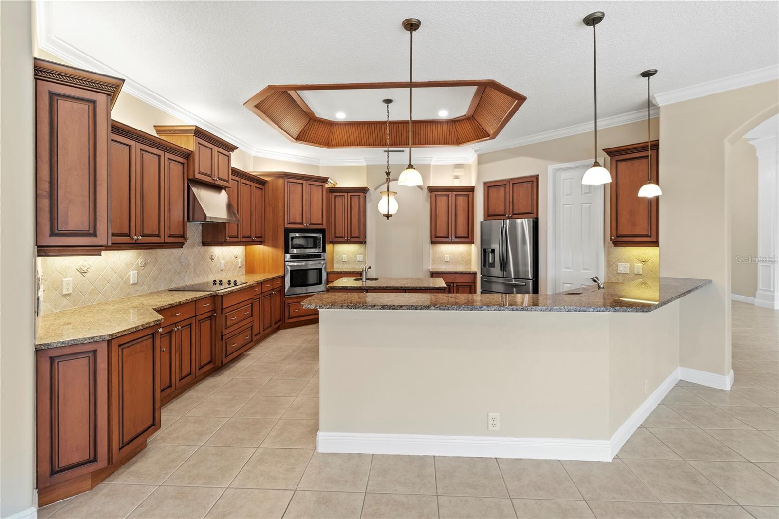 LAKEWOOD RANCH COUNTRY CLUB VILLAGE V&W - Residential Lease