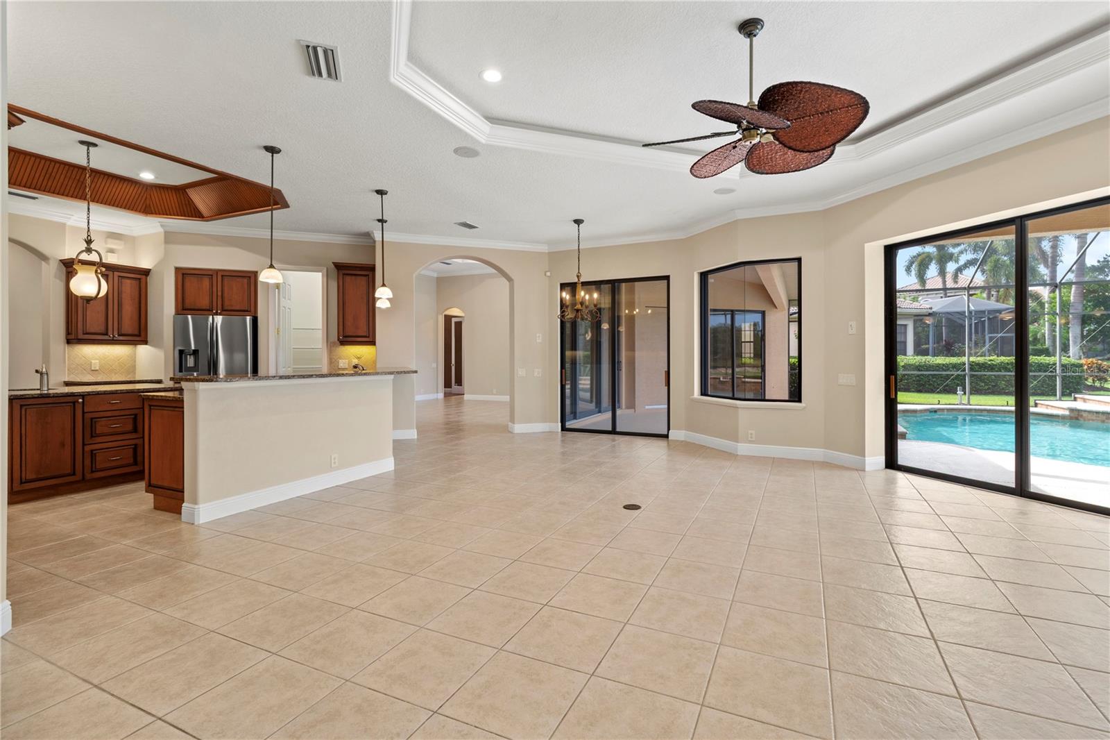 LAKEWOOD RANCH COUNTRY CLUB VILLAGE V&W - Residential Lease