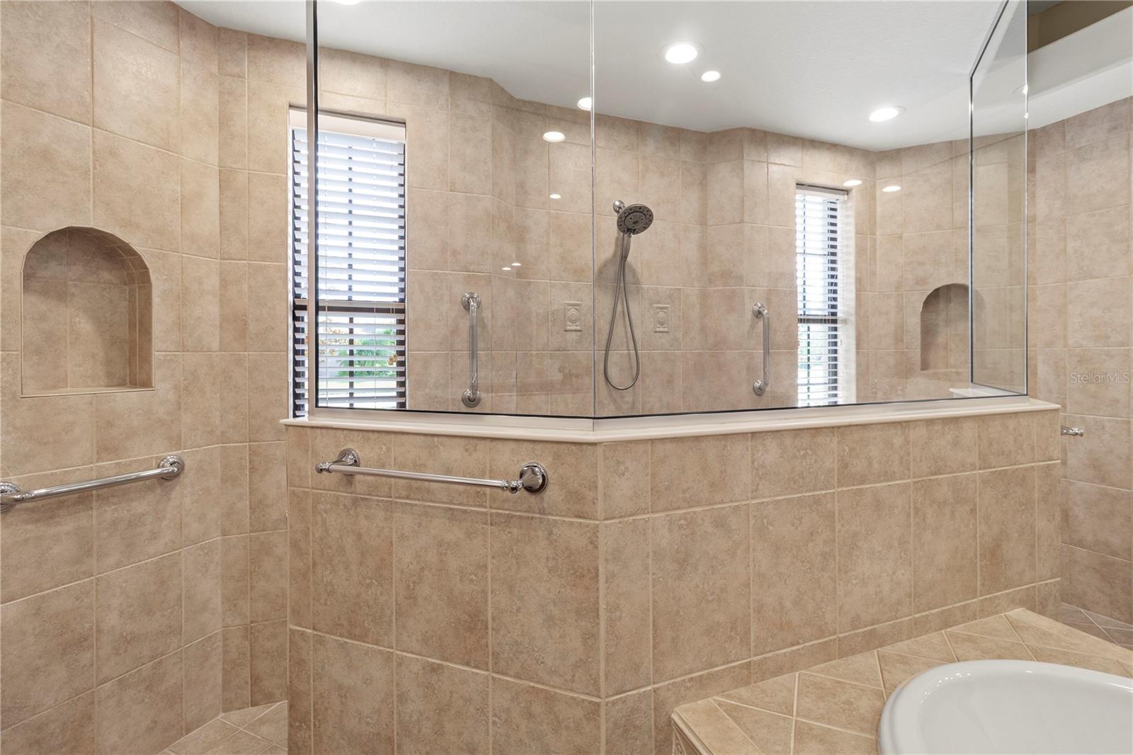 LAKEWOOD RANCH COUNTRY CLUB VILLAGE V&W - Residential Lease