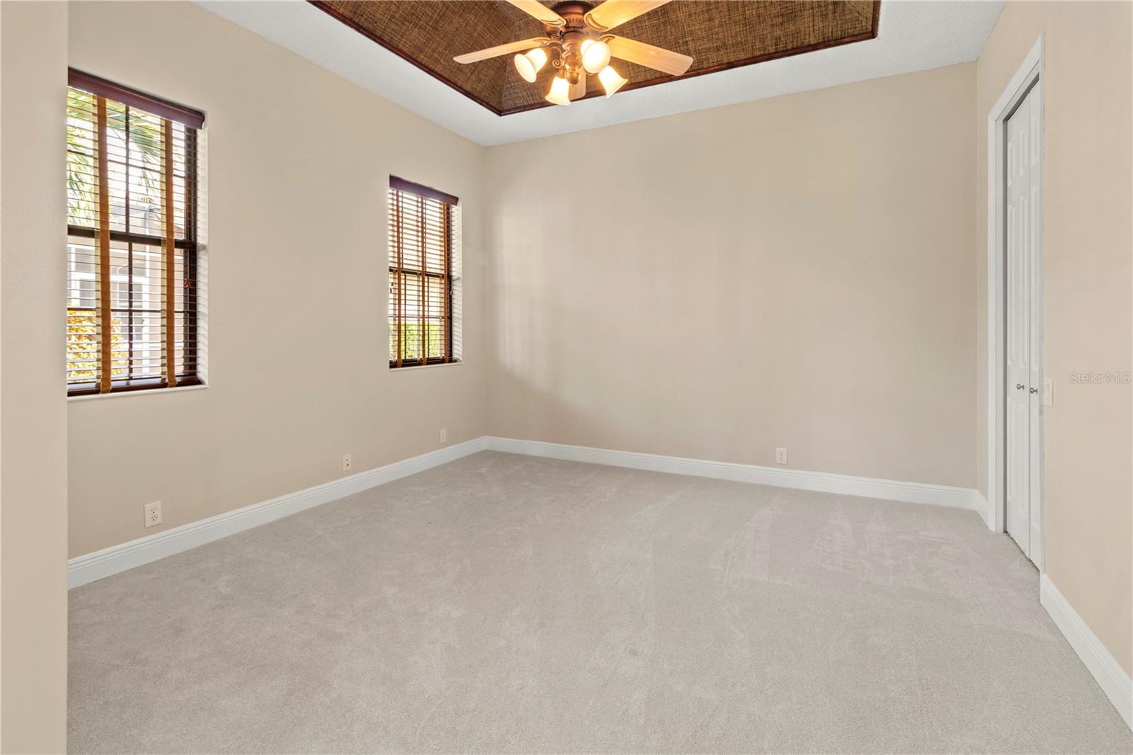 LAKEWOOD RANCH COUNTRY CLUB VILLAGE V&W - Residential Lease