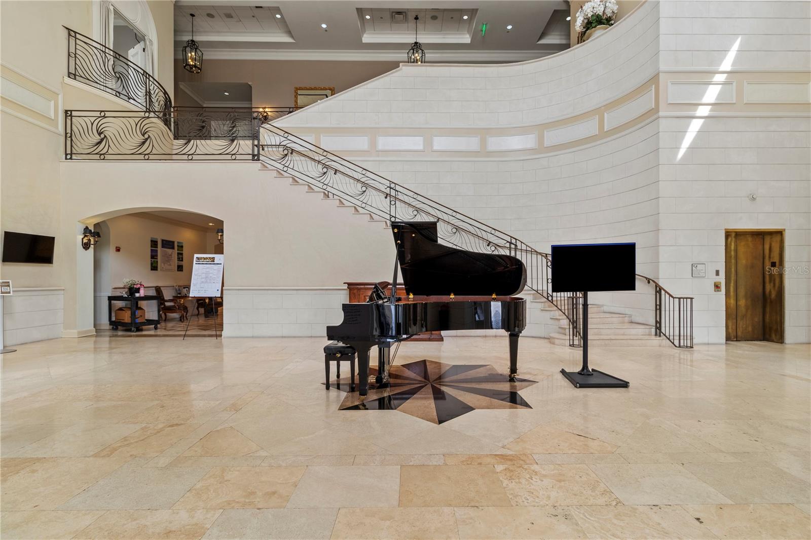 LAKEWOOD RANCH COUNTRY CLUB VILLAGE V&W - Residential Lease