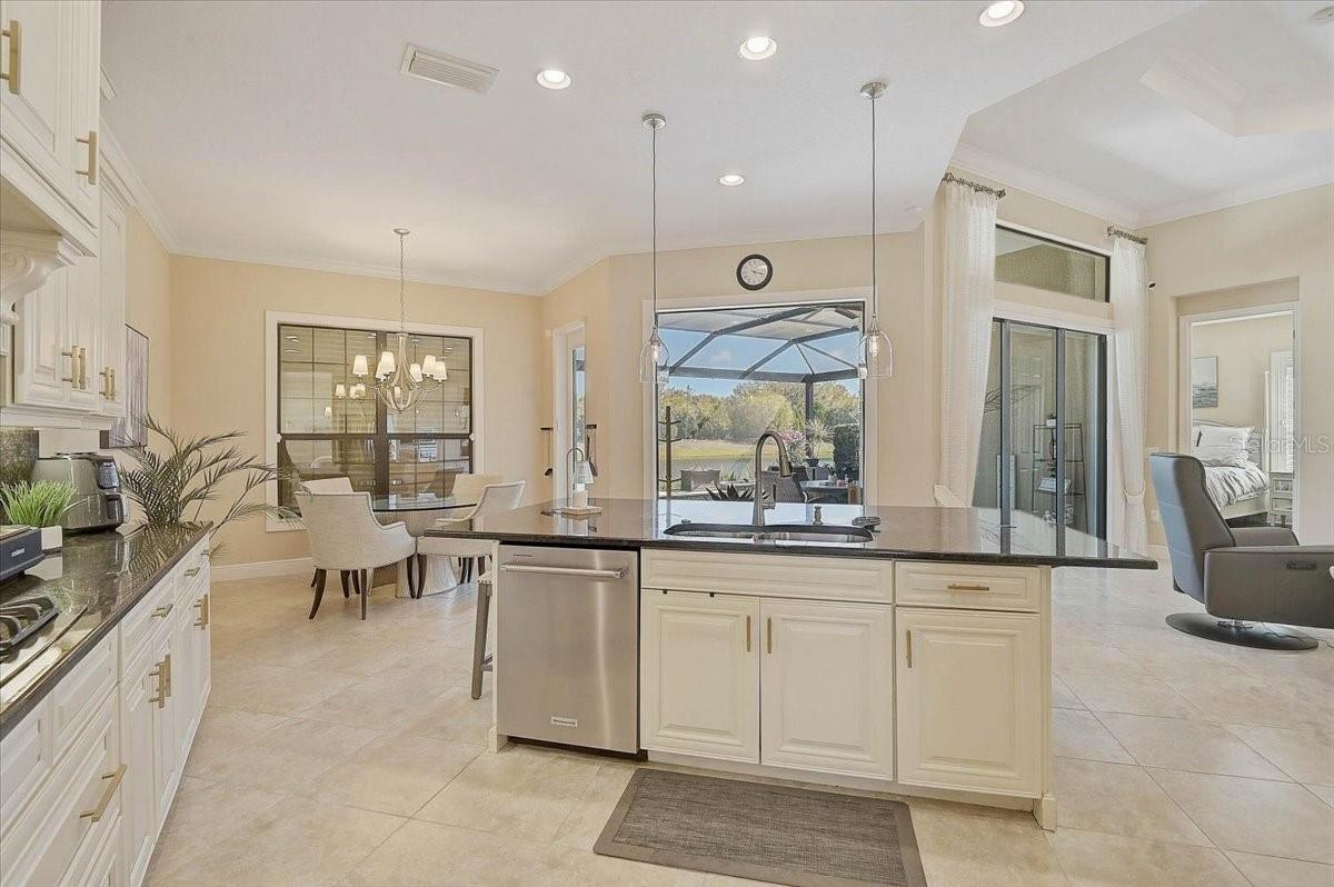 14911 CASTLE PARK TERRACE, LAKEWOOD RANCH, FL, 34202 4 14911 CASTLE PARK TERRACE