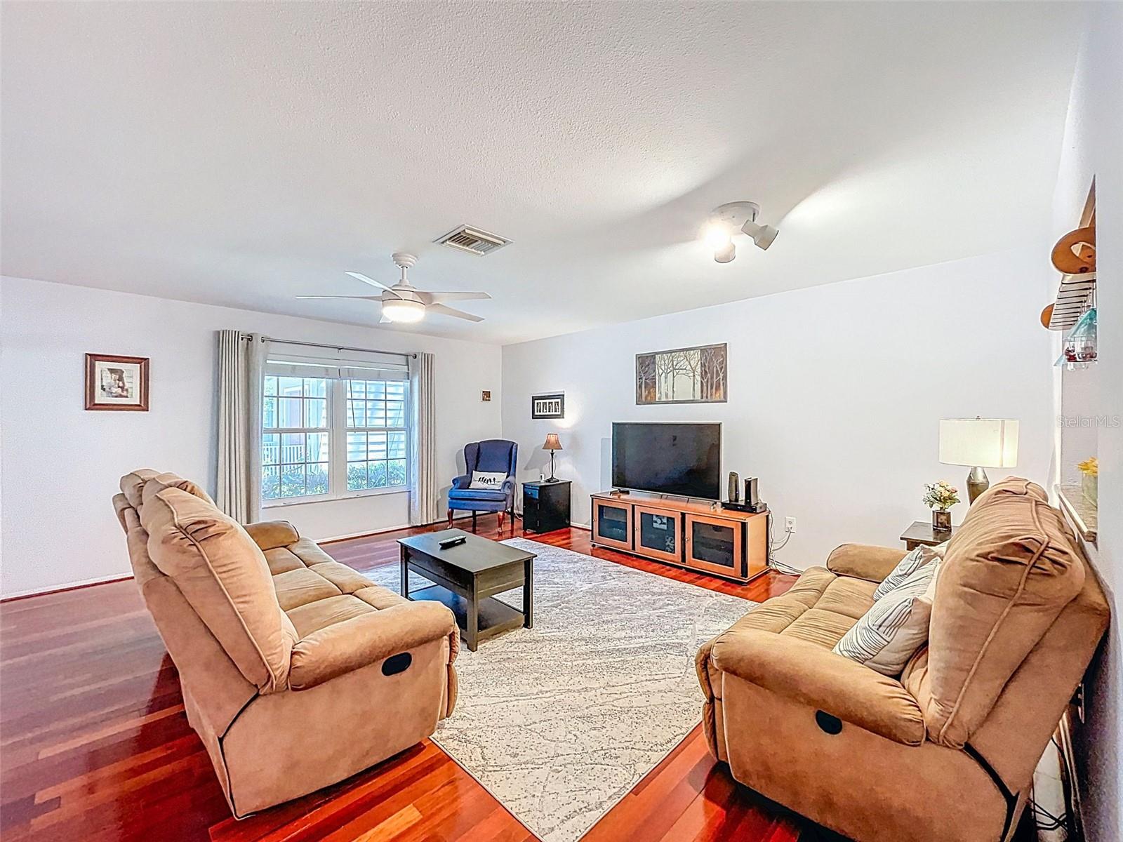 3078 POINTER DR