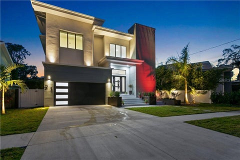 Photo of 21 Baffin Avenue, Tampa, FL 33606 (MLS # TB8560598)