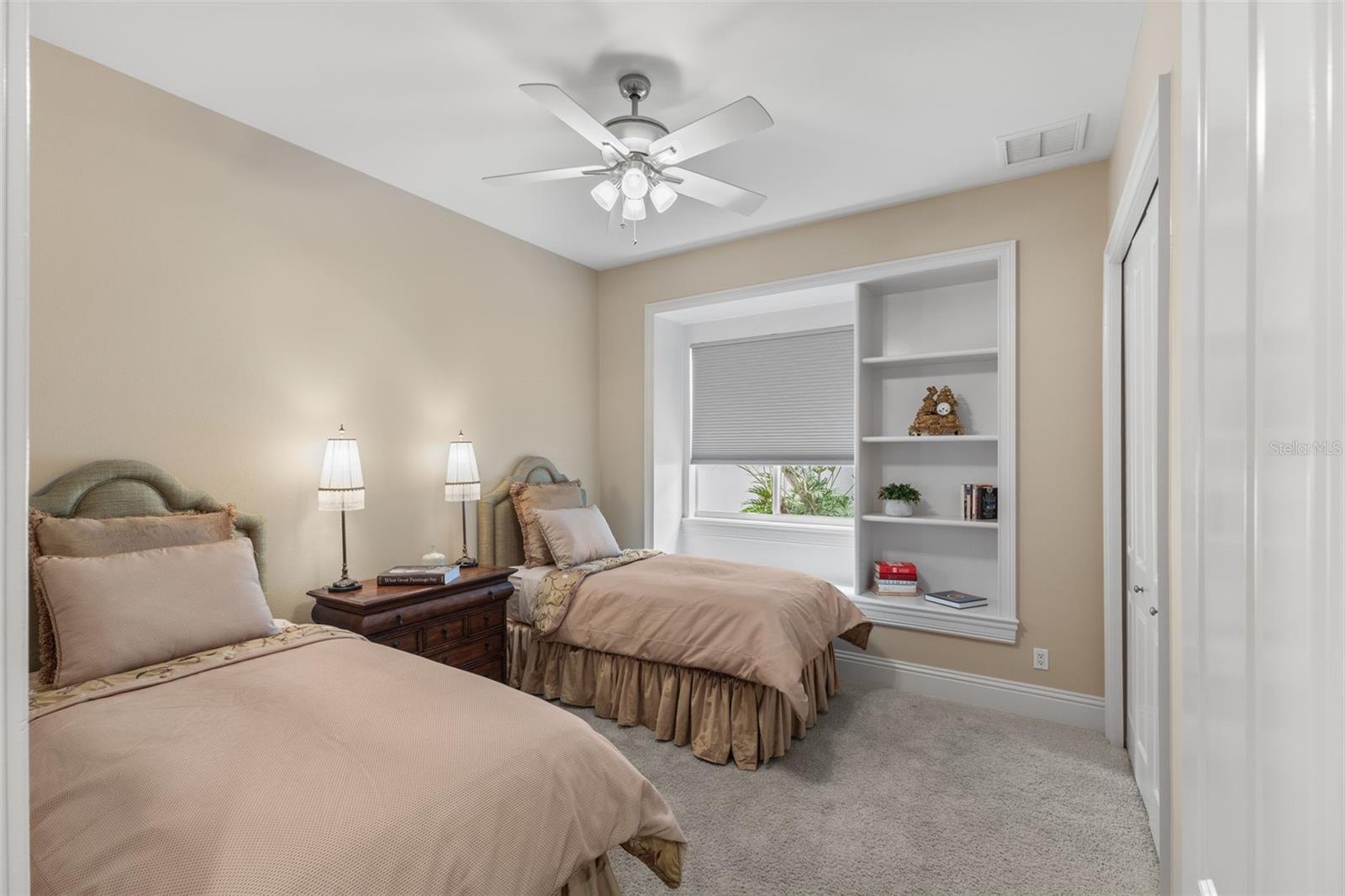 WATERCHASE PH 4 - Residential