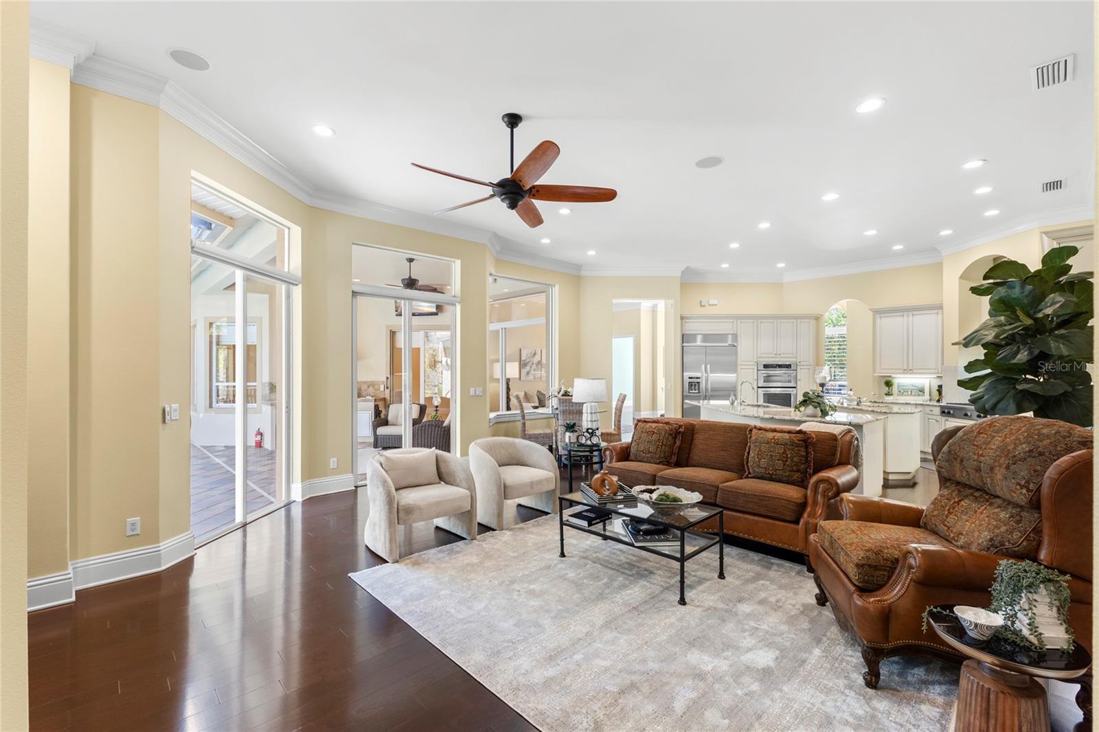 WATERCHASE PH 4 - Residential