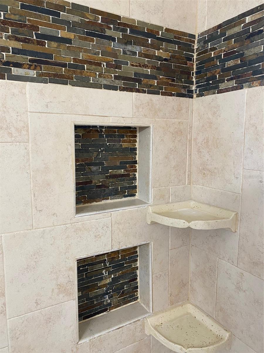 LAKEVIEW HILLS - Residential