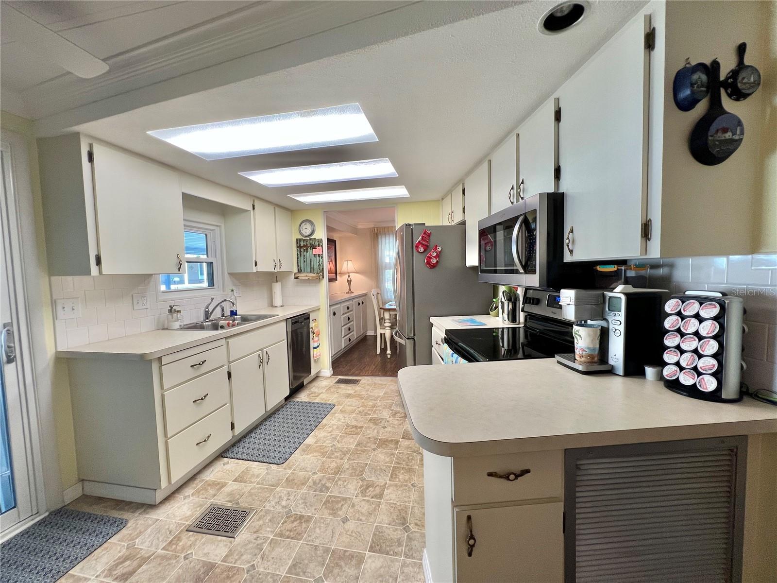 HAWTHORNE AT LEESBURG A COOP - Residential