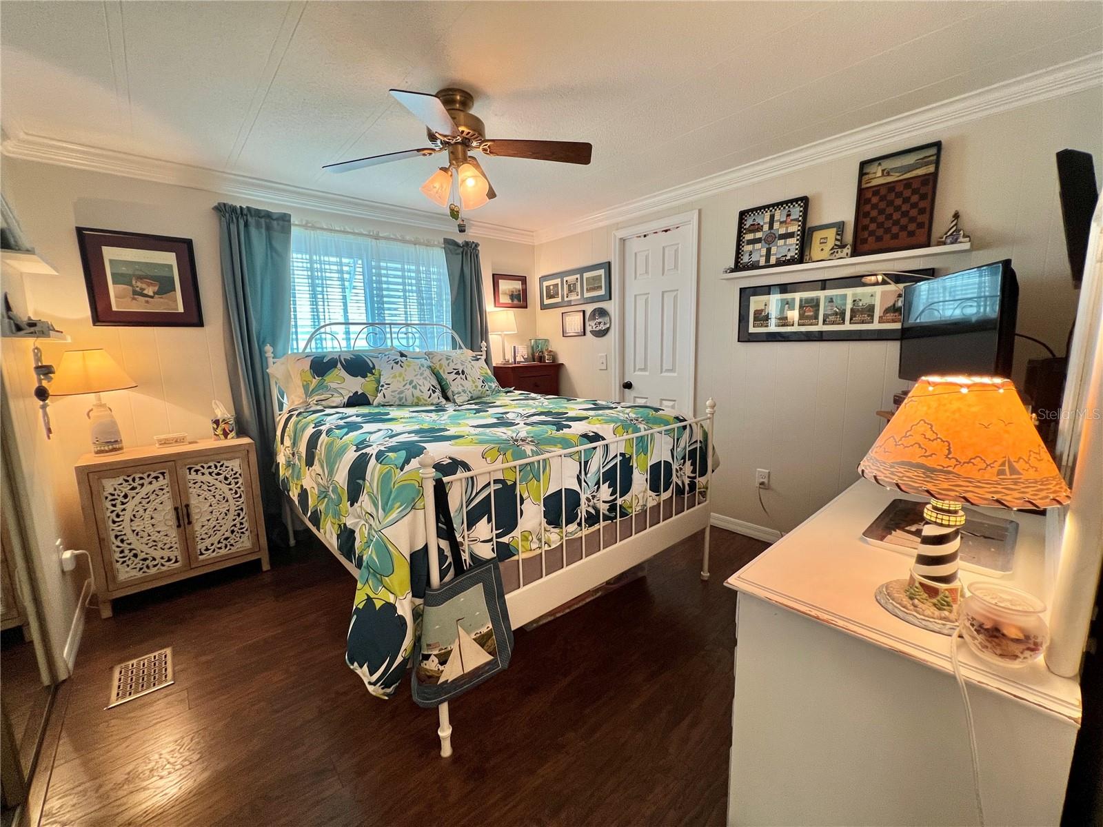 HAWTHORNE AT LEESBURG A COOP - Residential