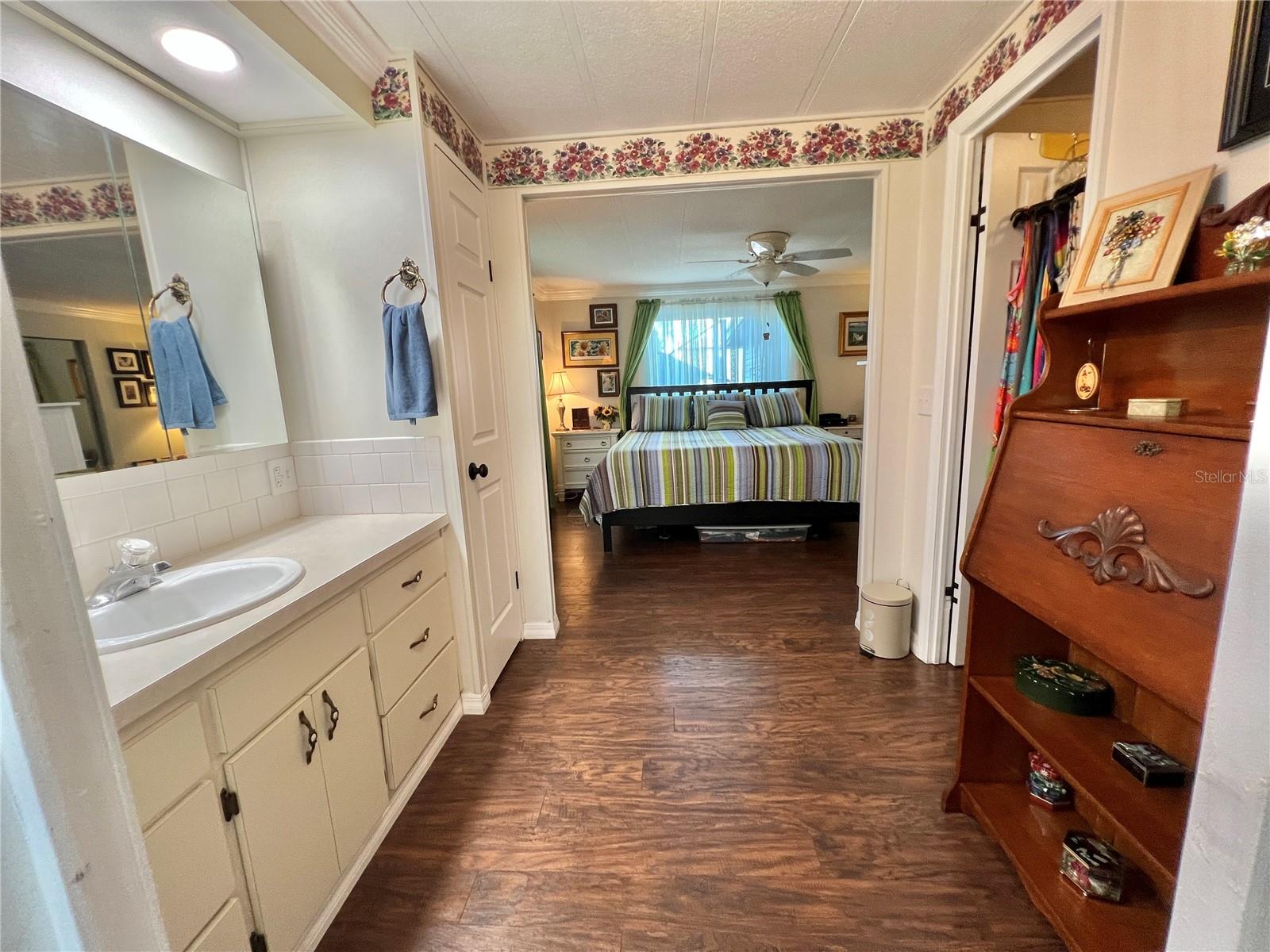 HAWTHORNE AT LEESBURG A COOP - Residential