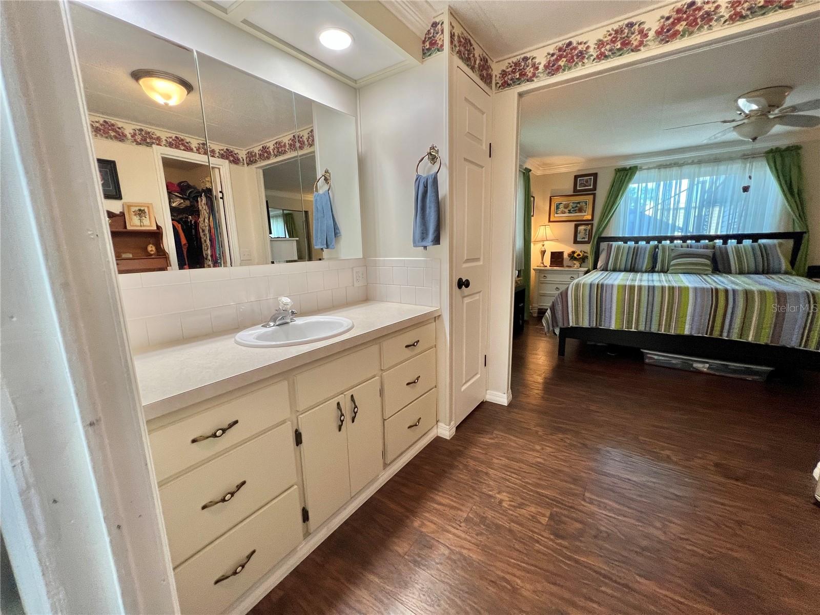 HAWTHORNE AT LEESBURG A COOP - Residential