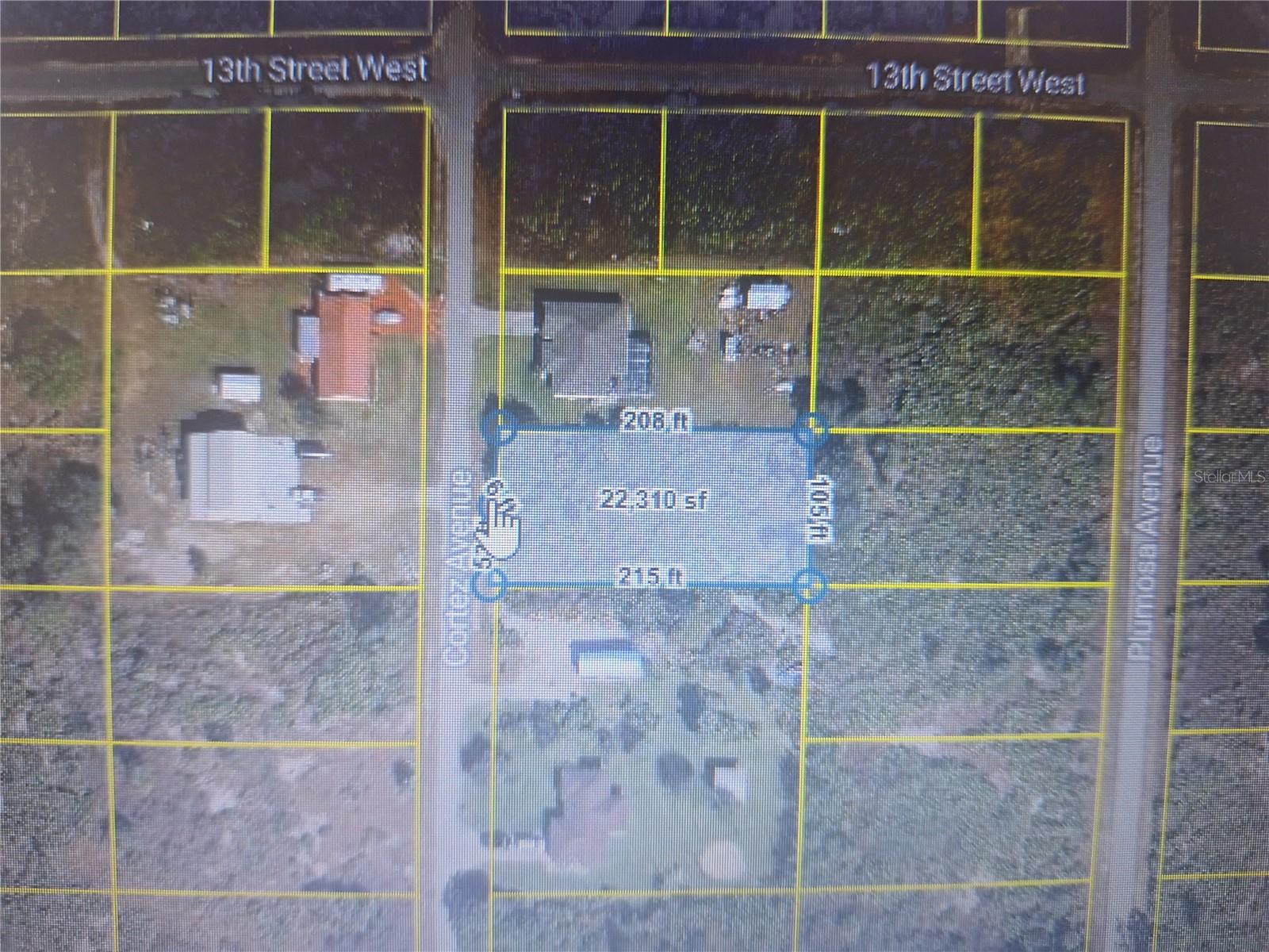 Oversized half-acre lot located in a peaceful and rapidly growing area of Lehigh Acres.
Offering plenty of space to build your dream home with room for a pool, detached garage, or
garden. Zoned for residential use with no HOA restrictions. Great lot in amazing area!