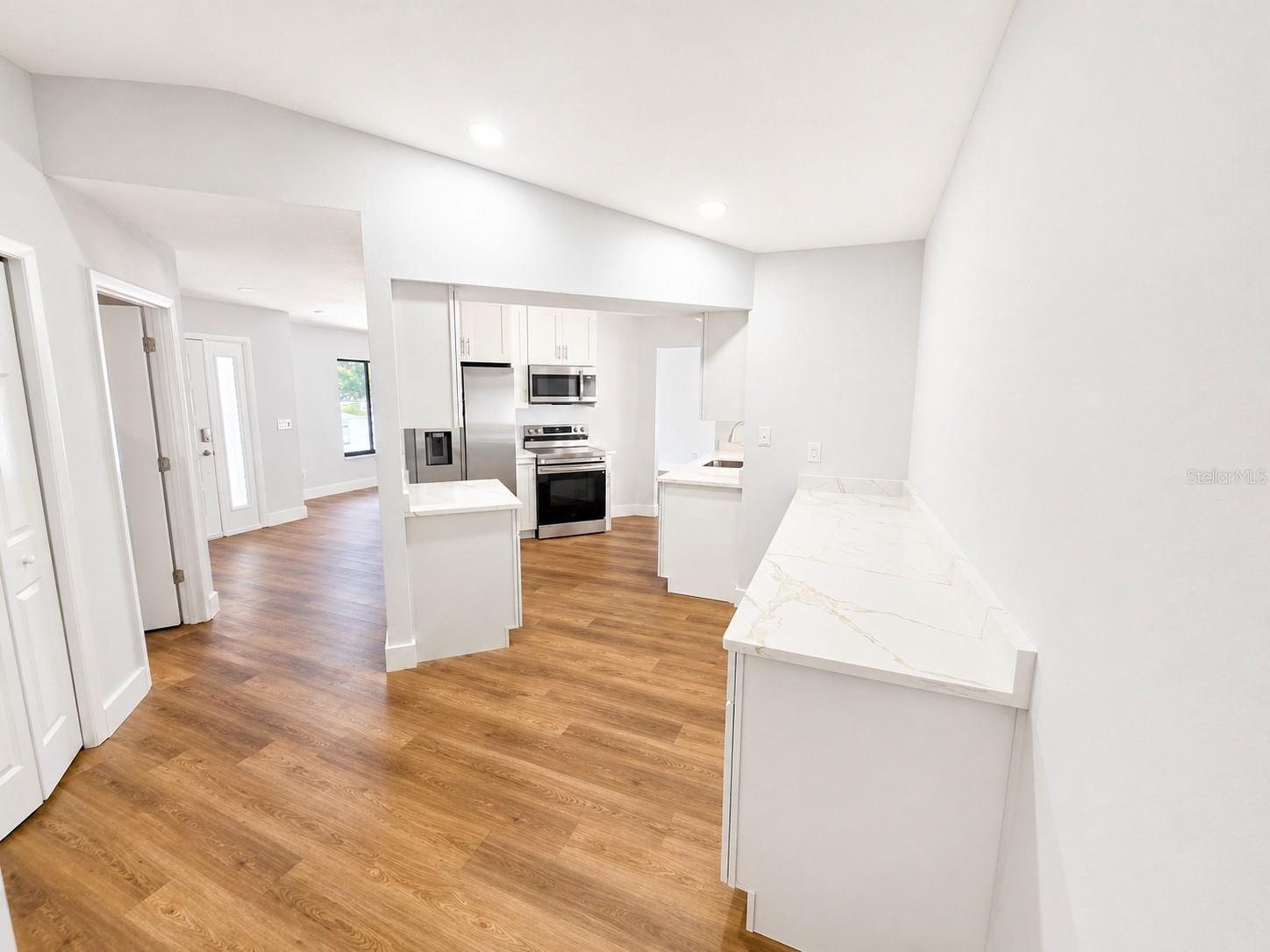 SPRING HILL - Residential