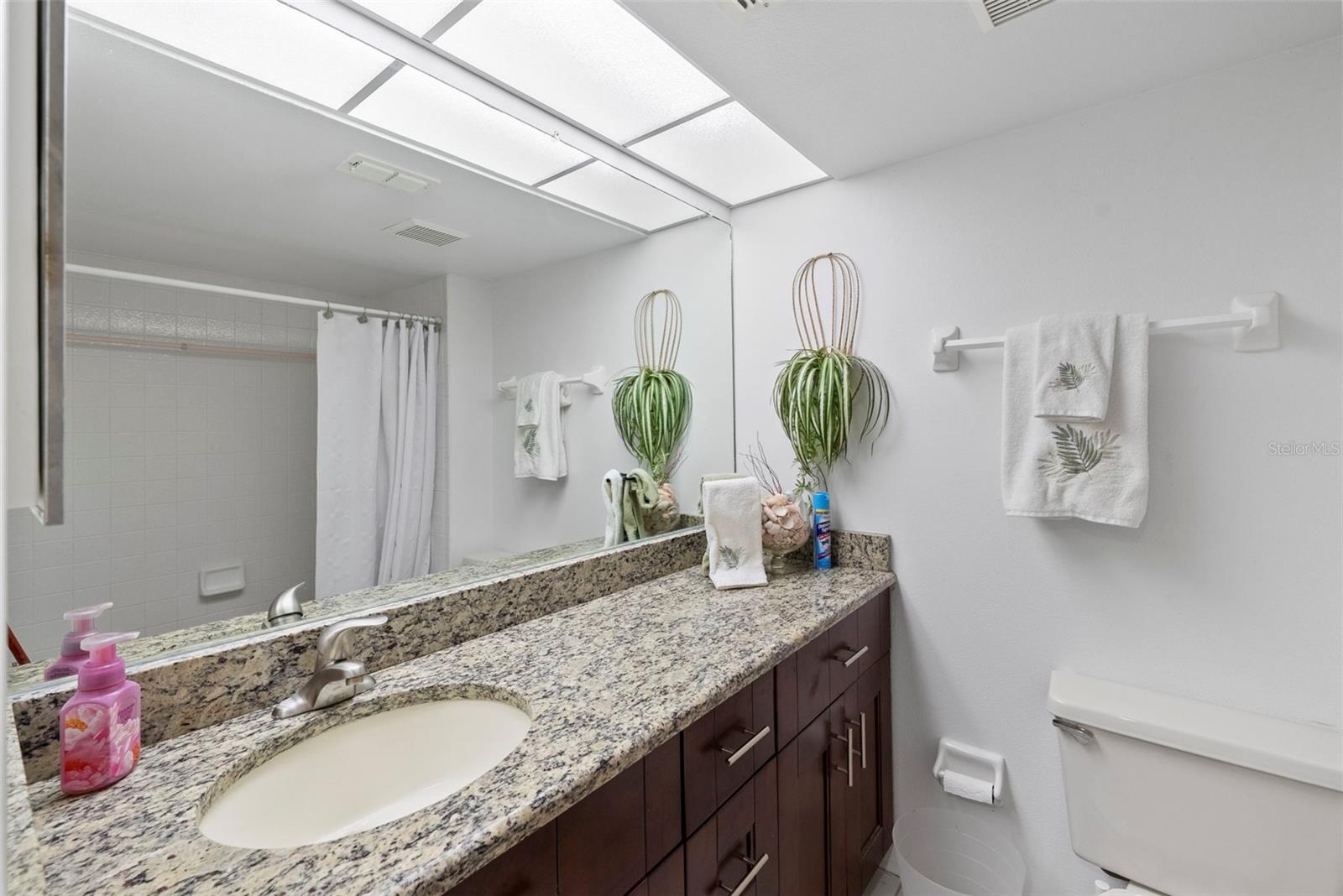 HARBOR GREENS AT YACHT CLUB ESTATES - Residential