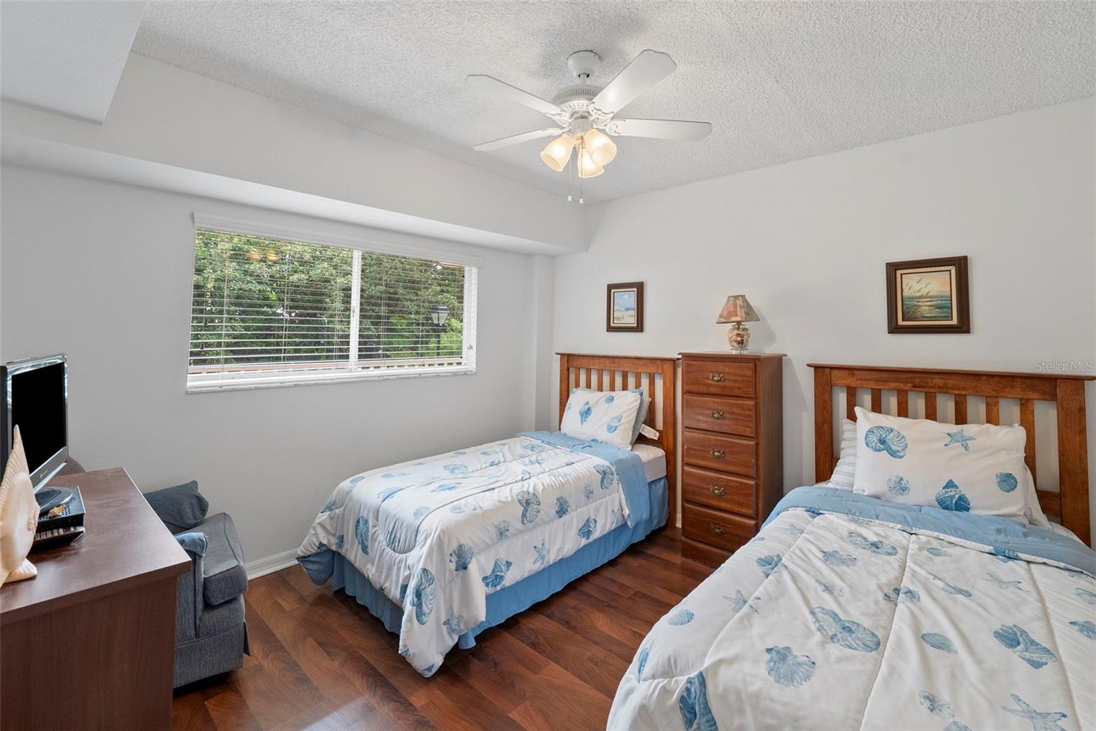 HARBOR GREENS AT YACHT CLUB ESTATES - Residential