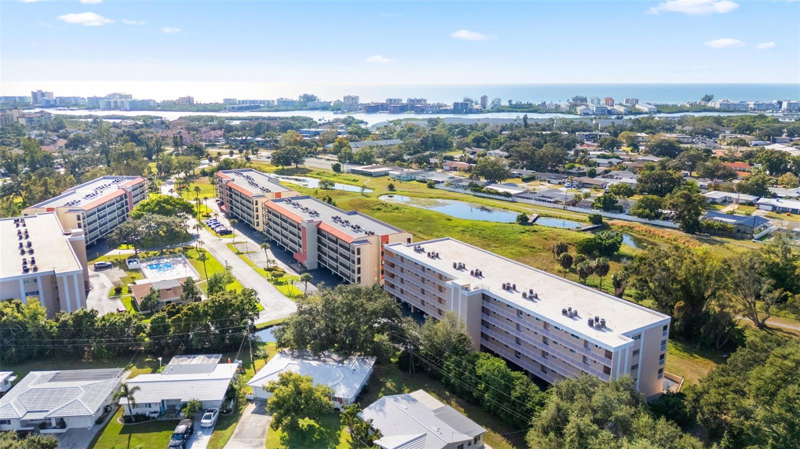 HARBOR GREENS AT YACHT CLUB ESTATES - Residential