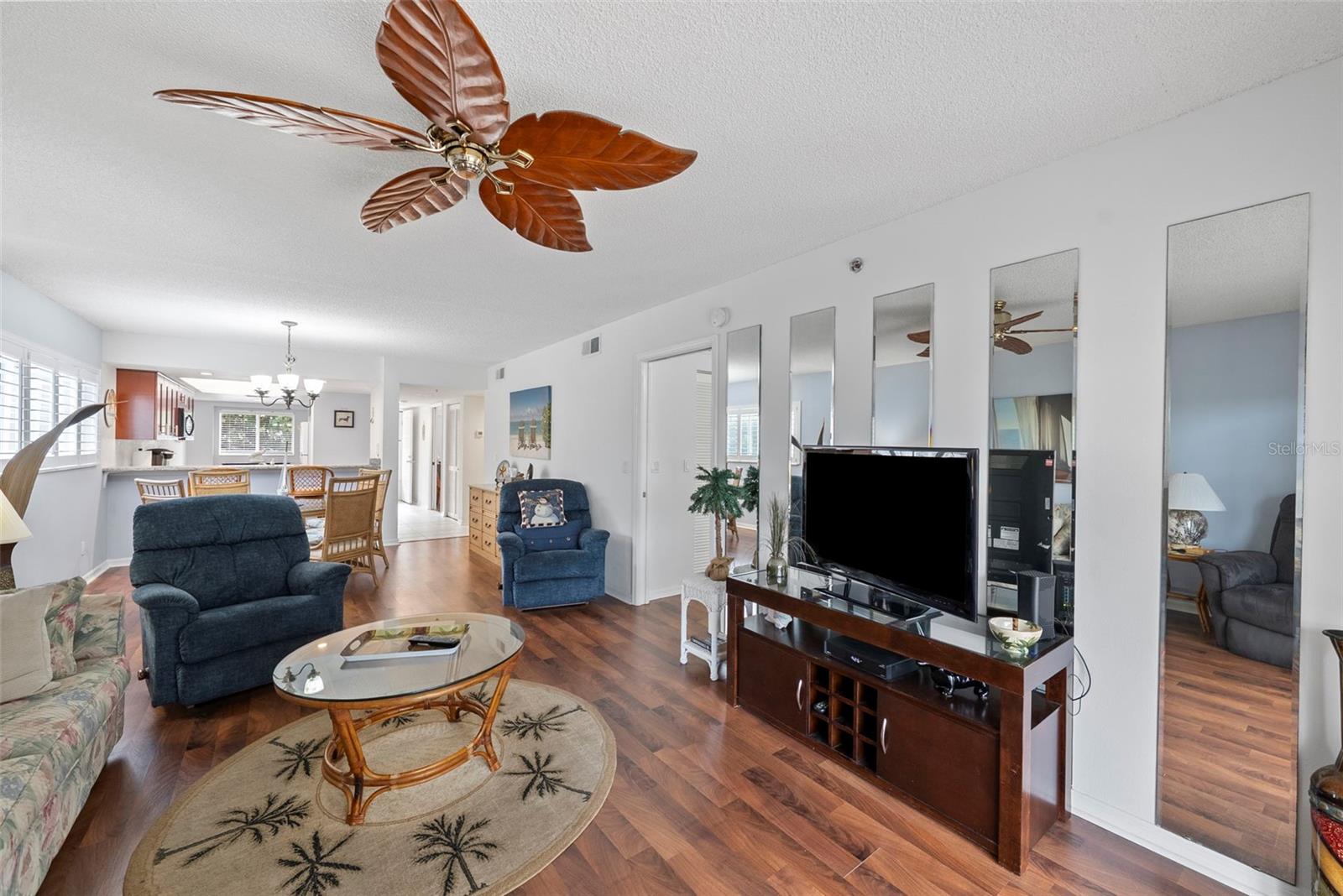 HARBOR GREENS AT YACHT CLUB ESTATES - Residential