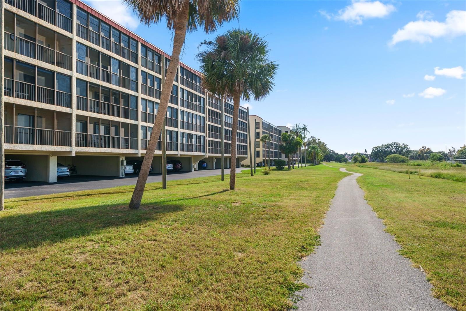 HARBOR GREENS AT YACHT CLUB ESTATES - Residential