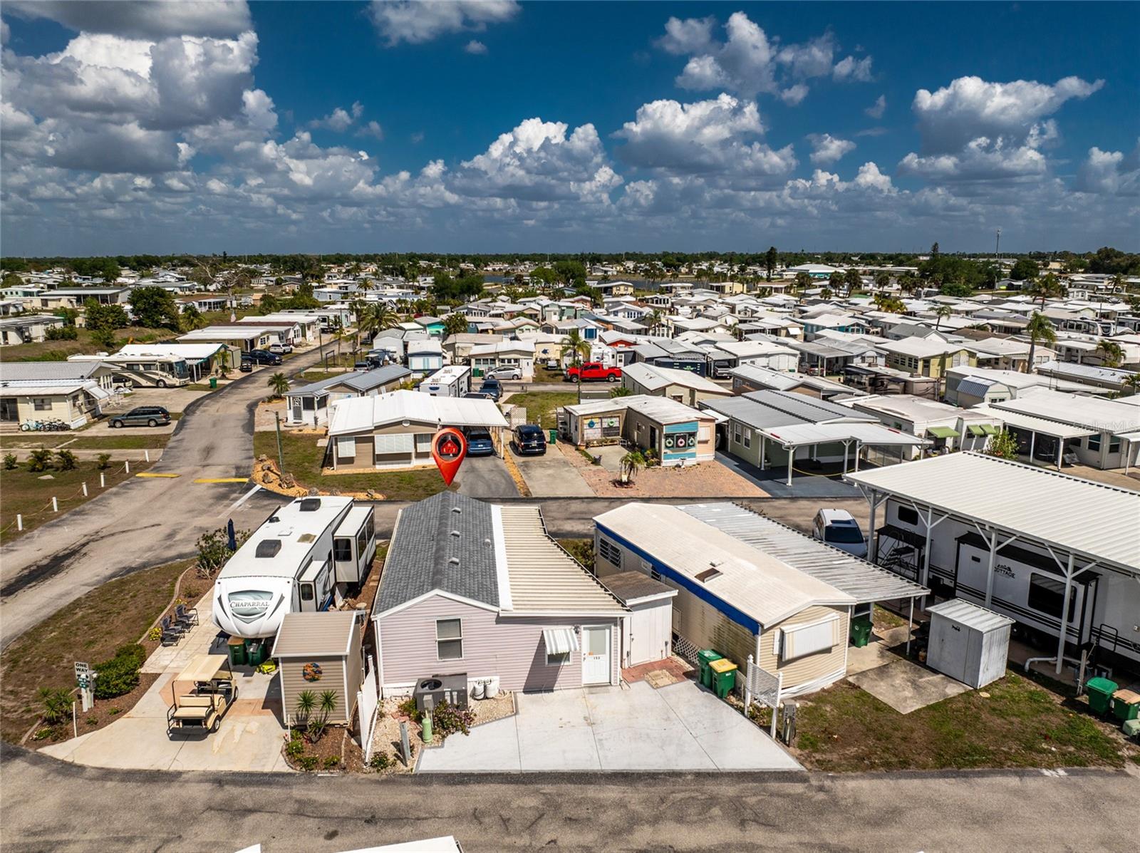 HOLIDAY TRAVEL PARK ENGLEWOOD - Residential